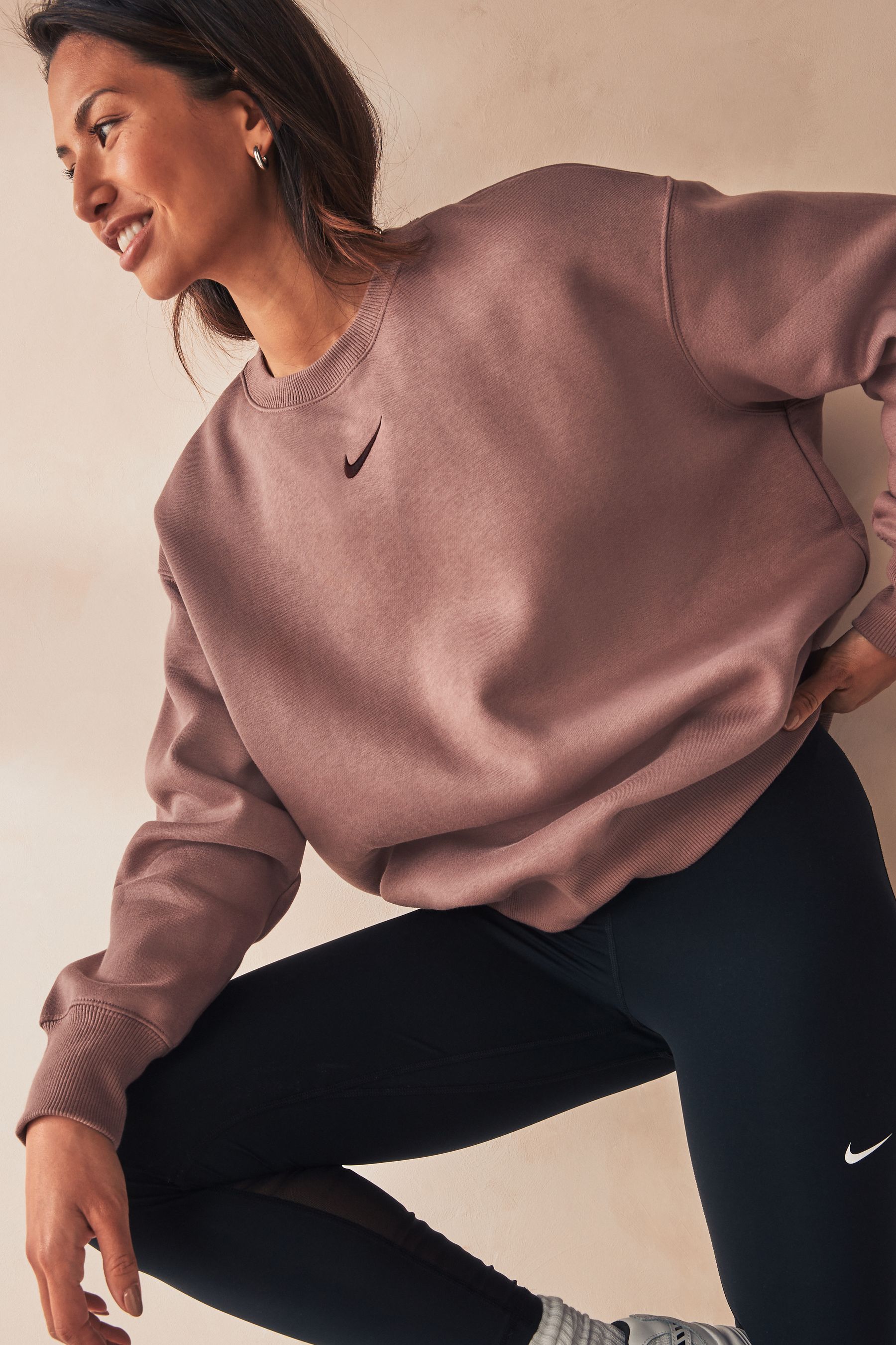 Mini swoosh sweatshirt hotsell