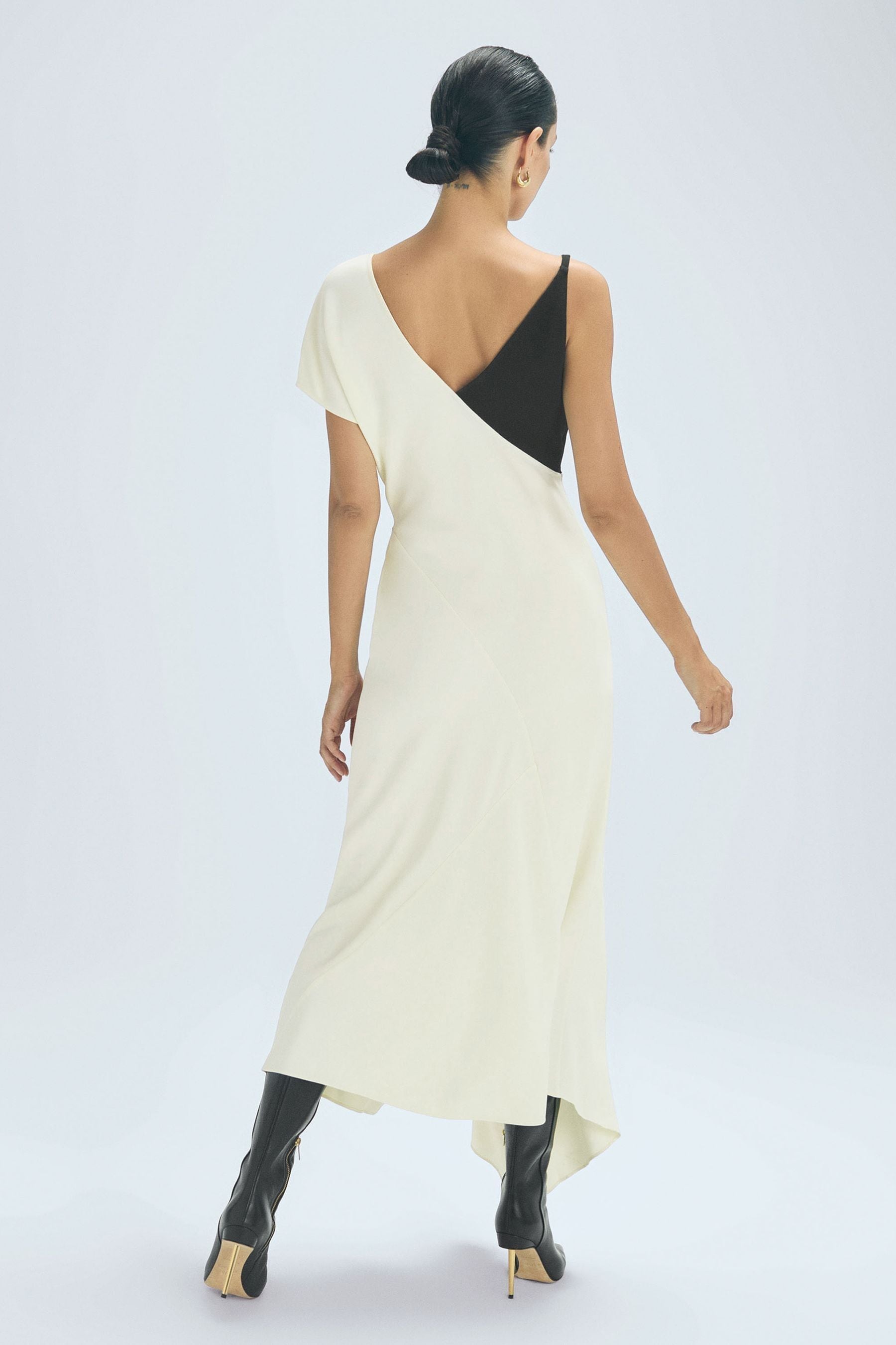 Buy Reiss Black White Frieda Colourblock Midi Dress from Next Luxembourg