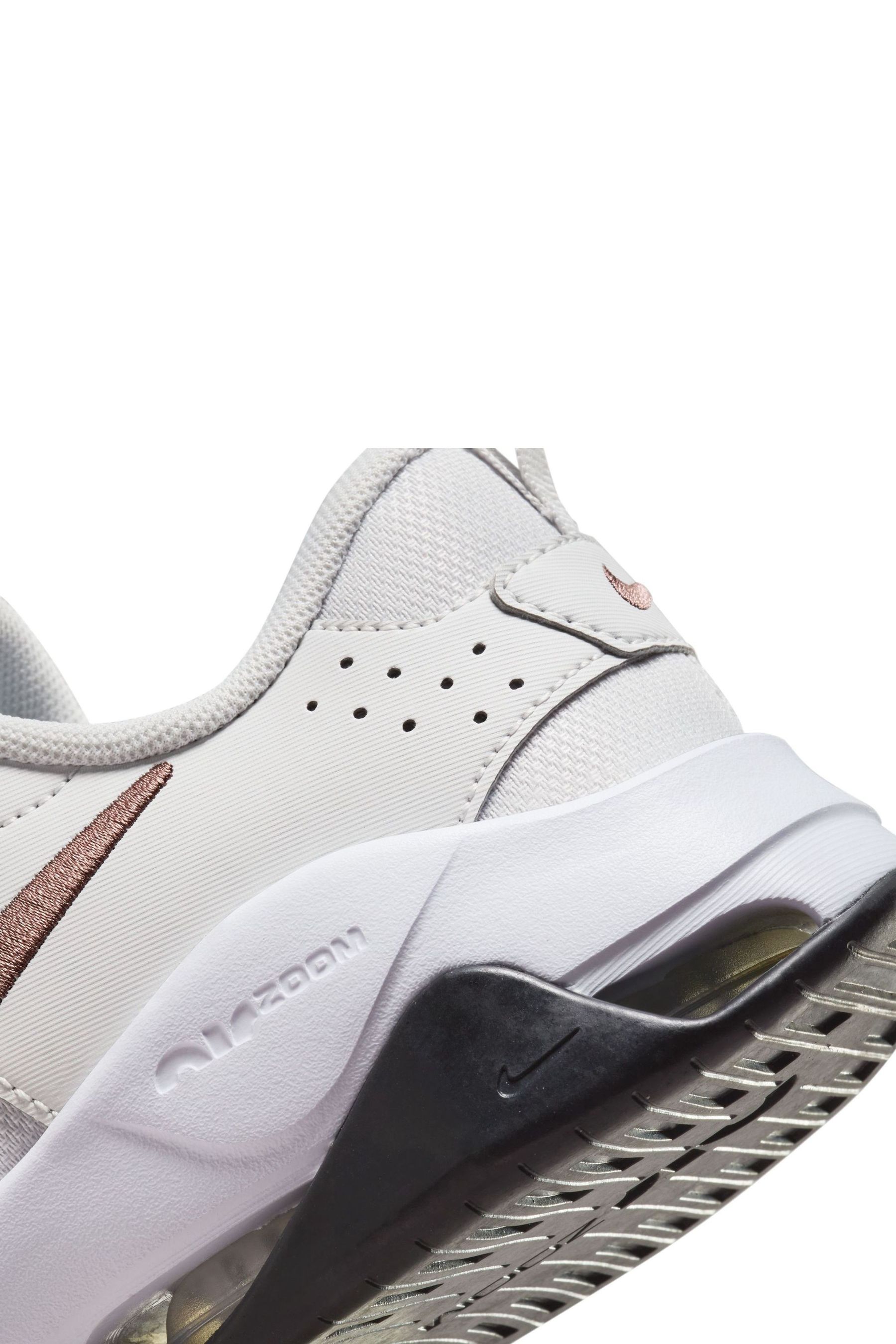 Nike zoom white and grey best sale