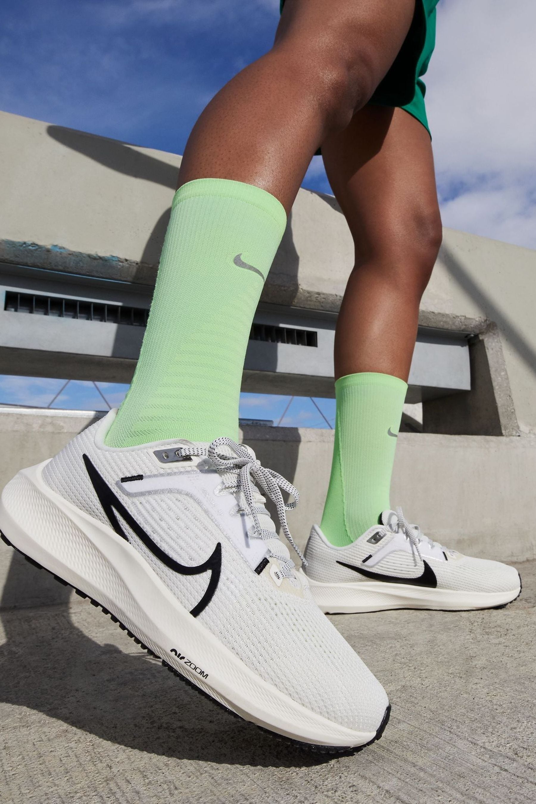 White nike trainers shop