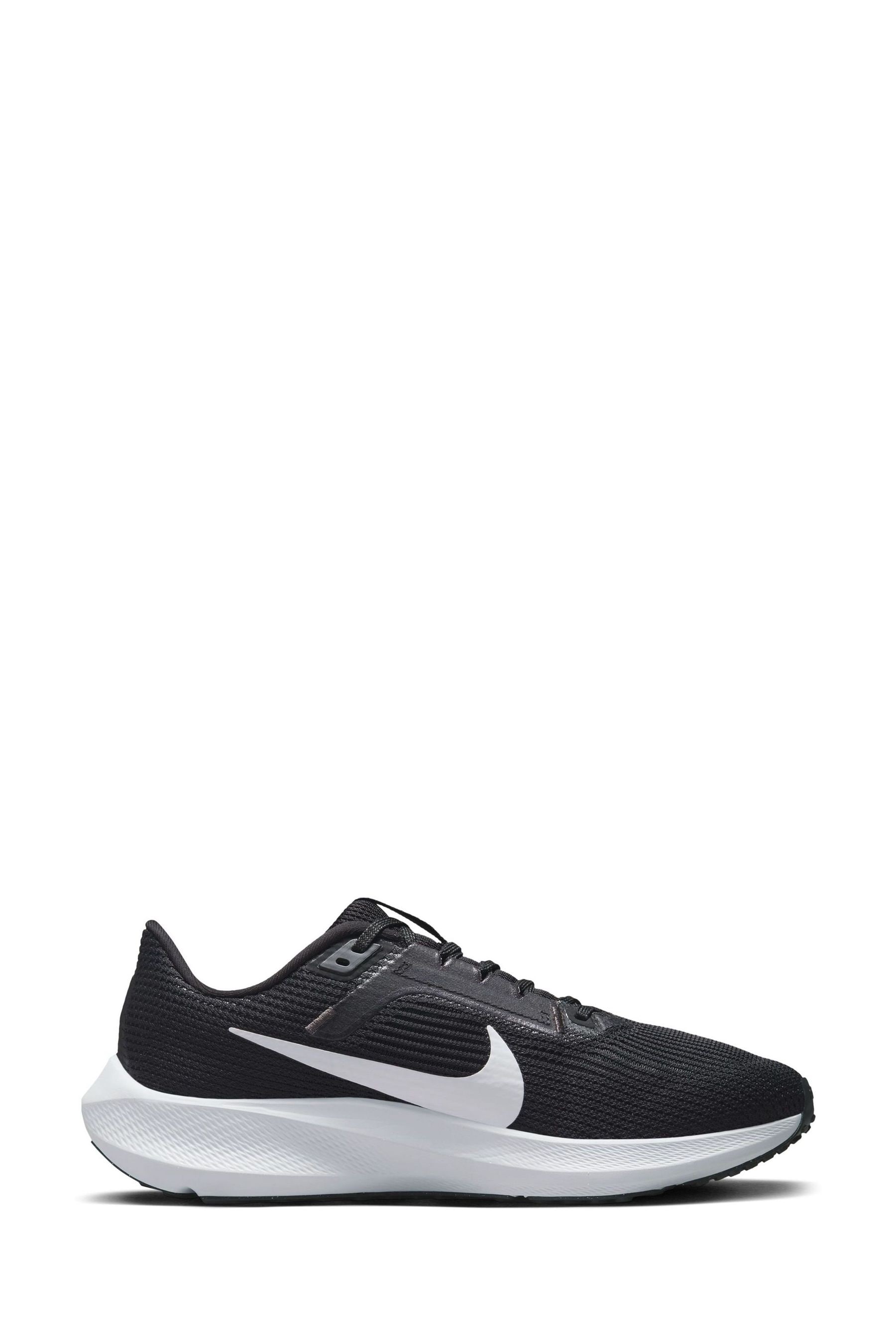 Nike zoom pegasus trainers hot sale