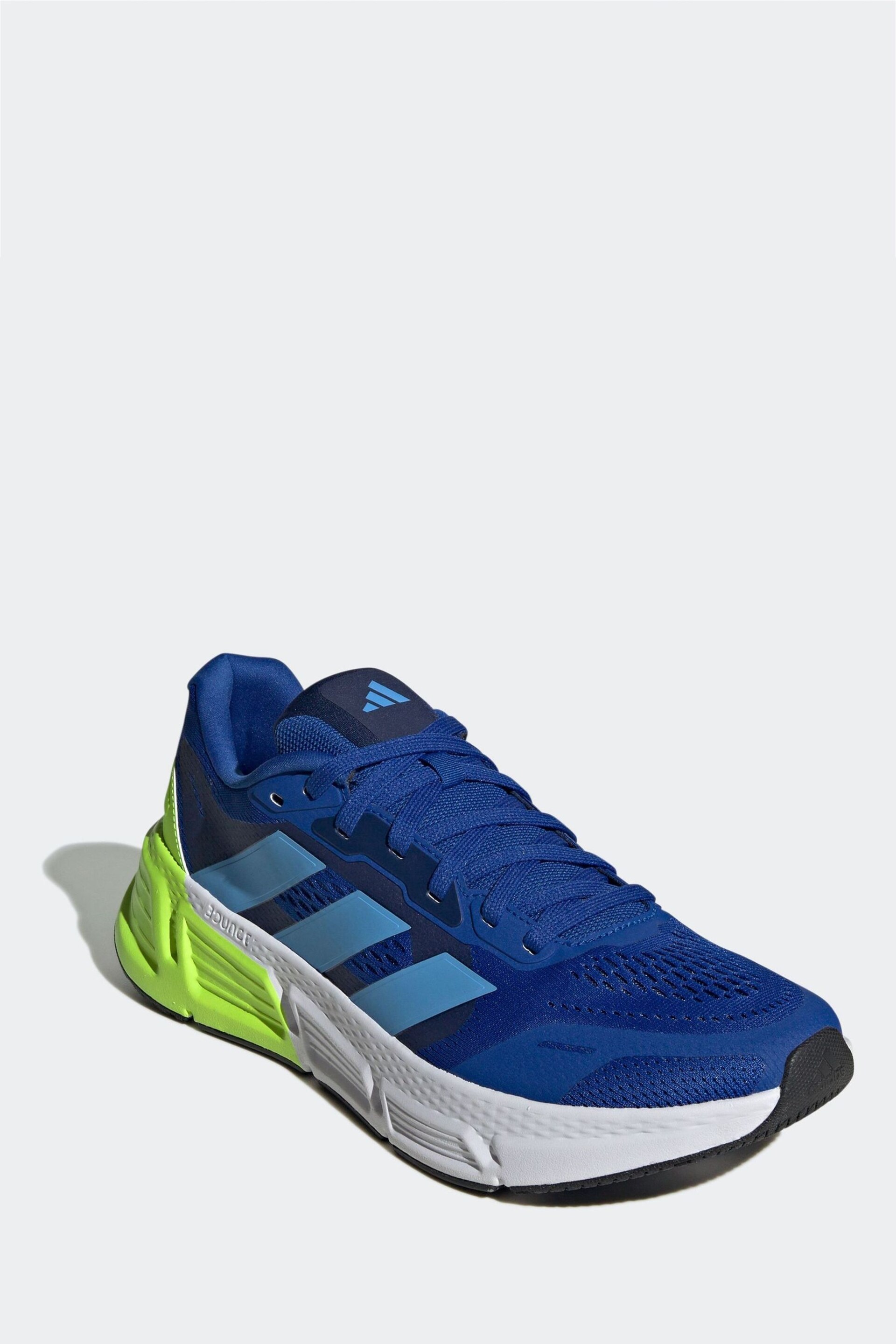 adidas Blue Questar Trainer - Image 3 of 8