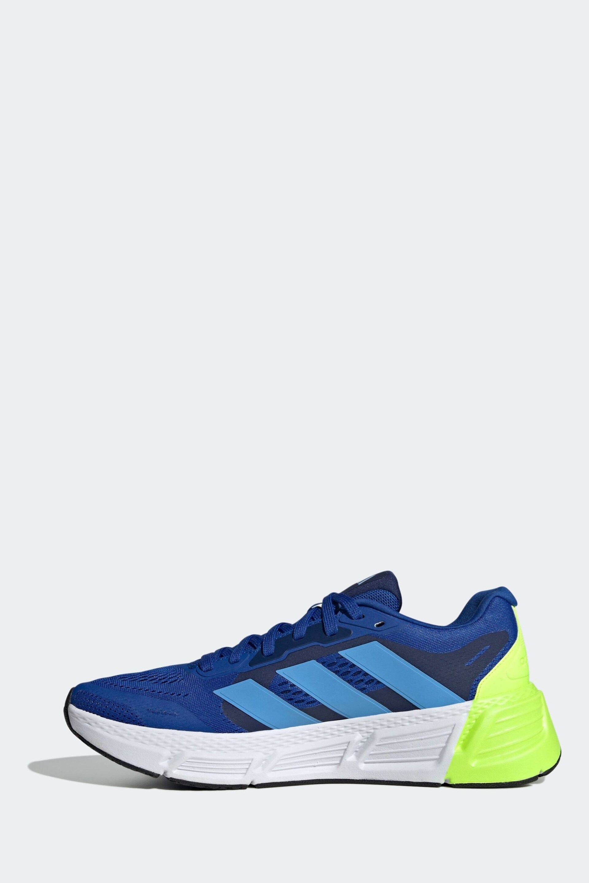 adidas Blue Questar Trainer - Image 4 of 8