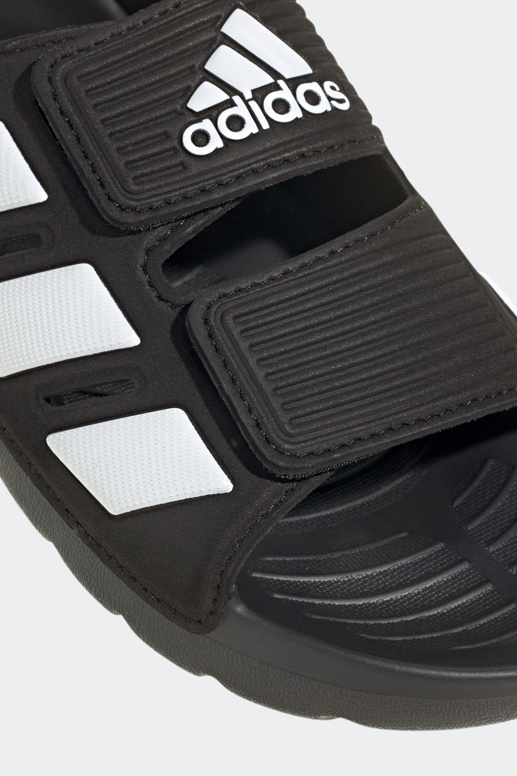 Kaufe Sie Schwarz adidas Sportswear Altaswim 2.0 Sandalen bei Next Deutschland