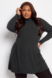 Yours Curve Black Lettuce Edge Longsleeve Tunic - Image 3 of 4