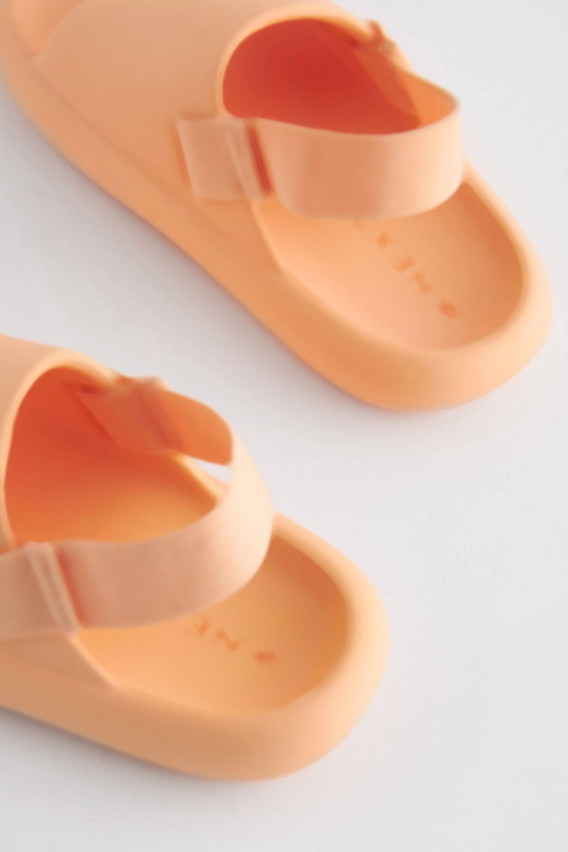 Orange Sliders - Image 5 of 5
