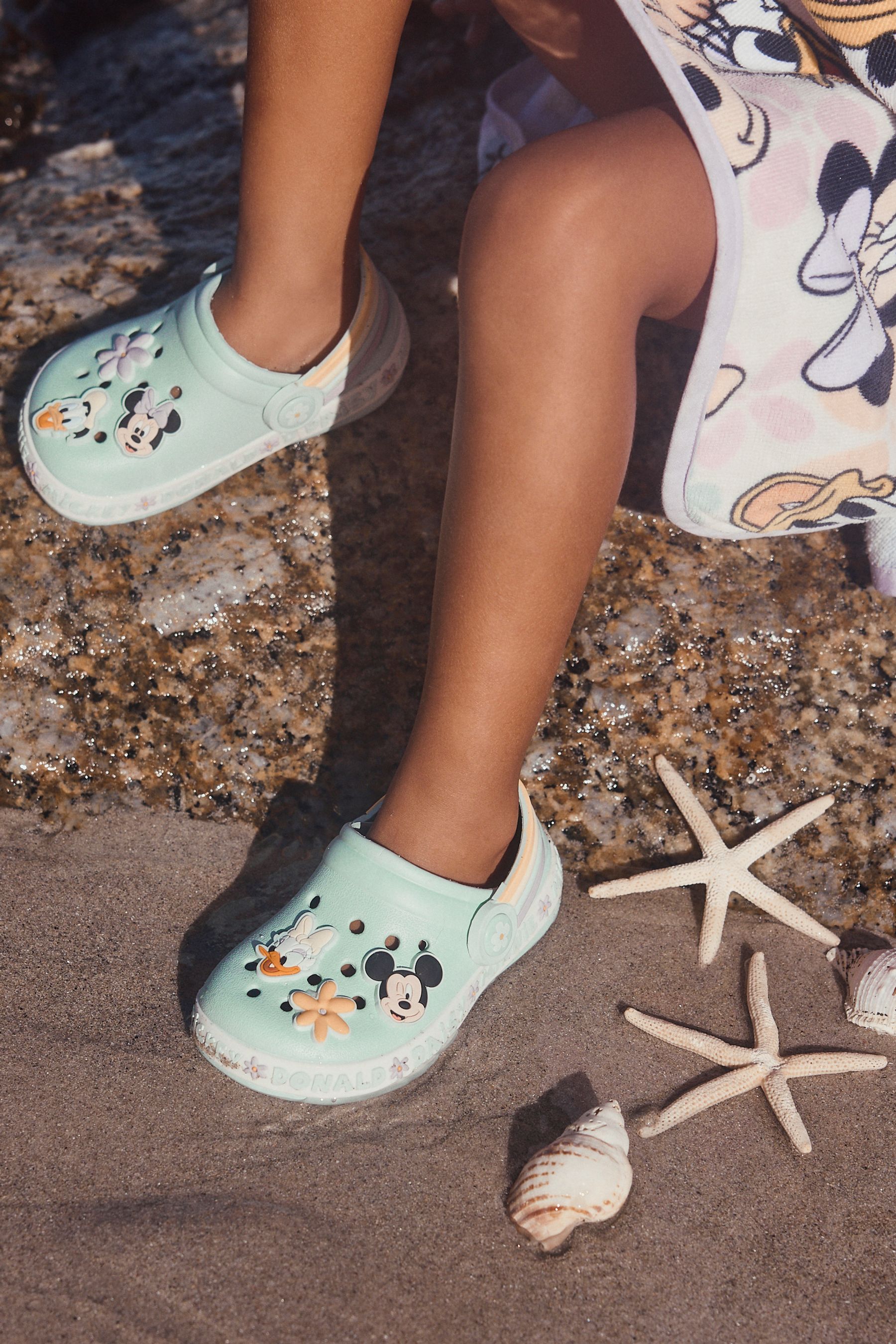 Minnie mouse clogs on sale