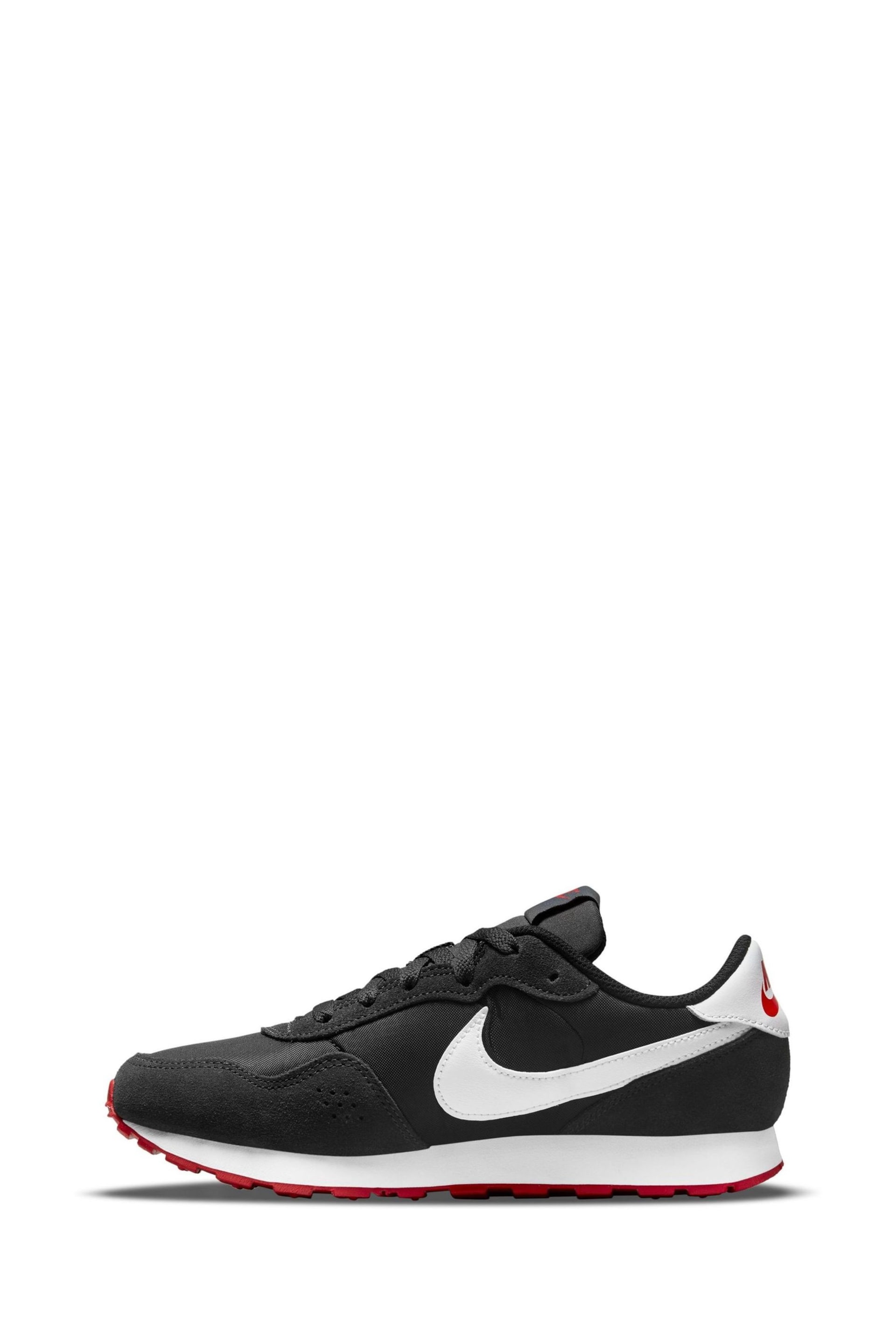 Nike Black/Red Youth MD Valiant Trainers - Image 4 of 10