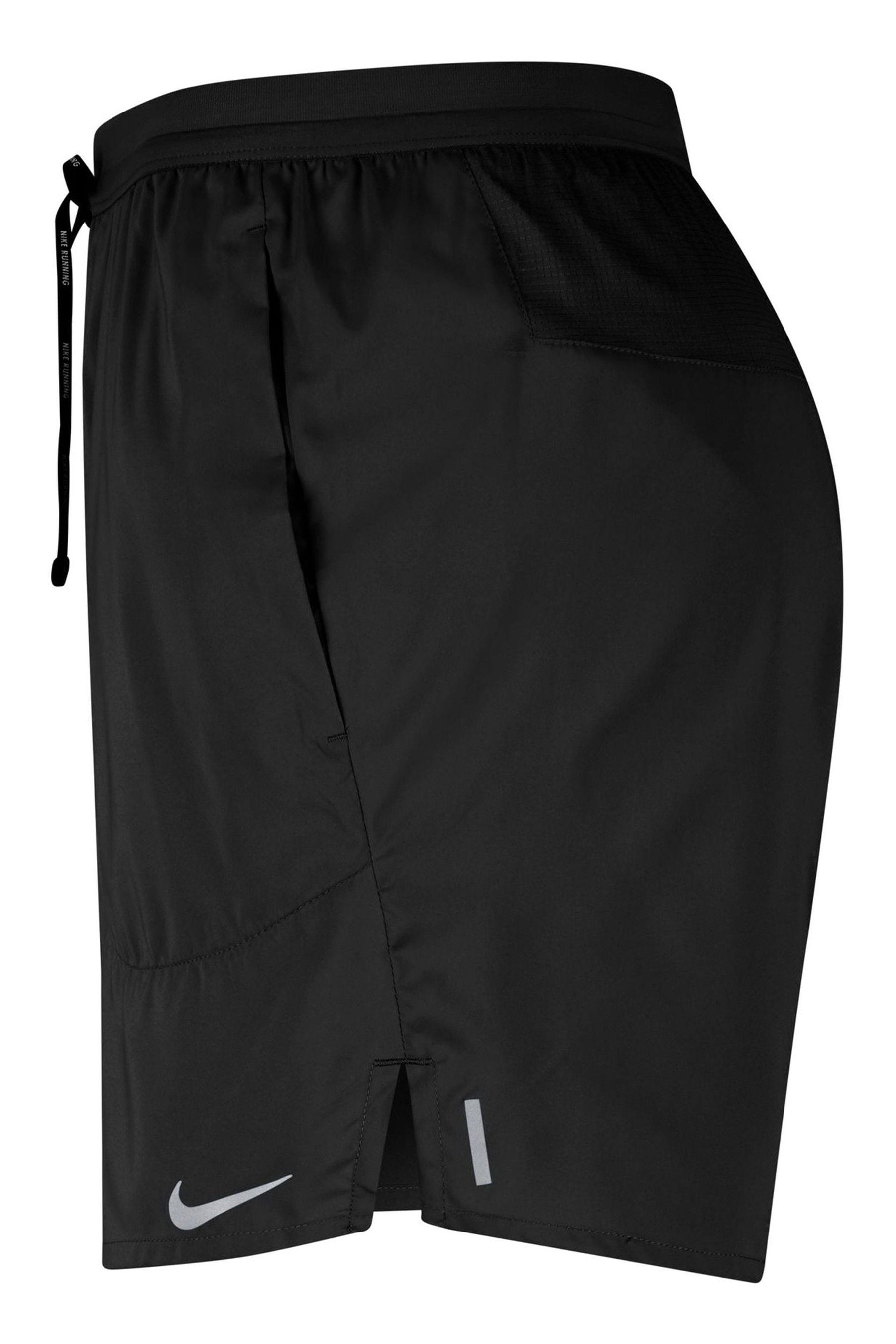 Nike flex stride 7in new arrivals