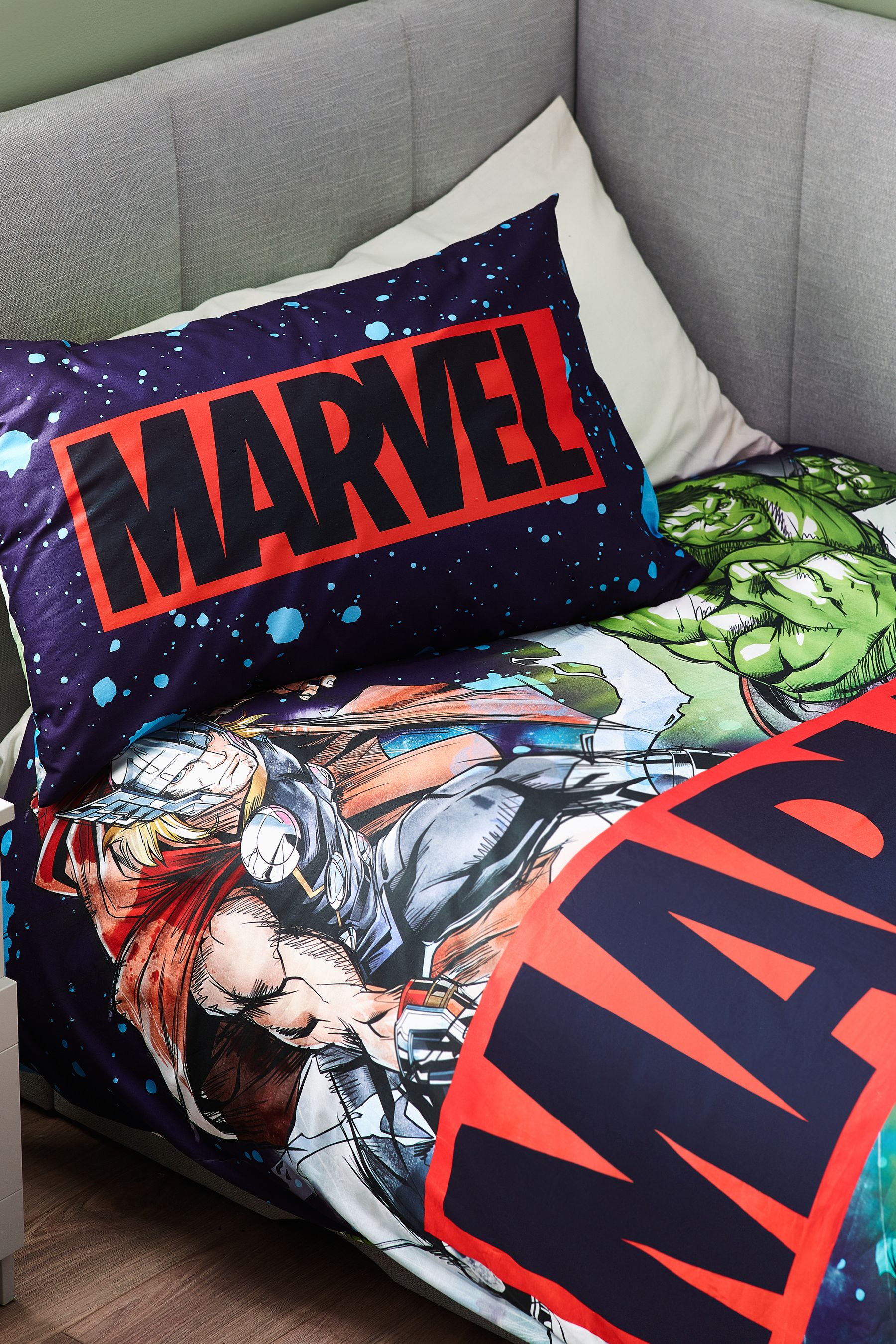Marvel cot bed bedding clearance