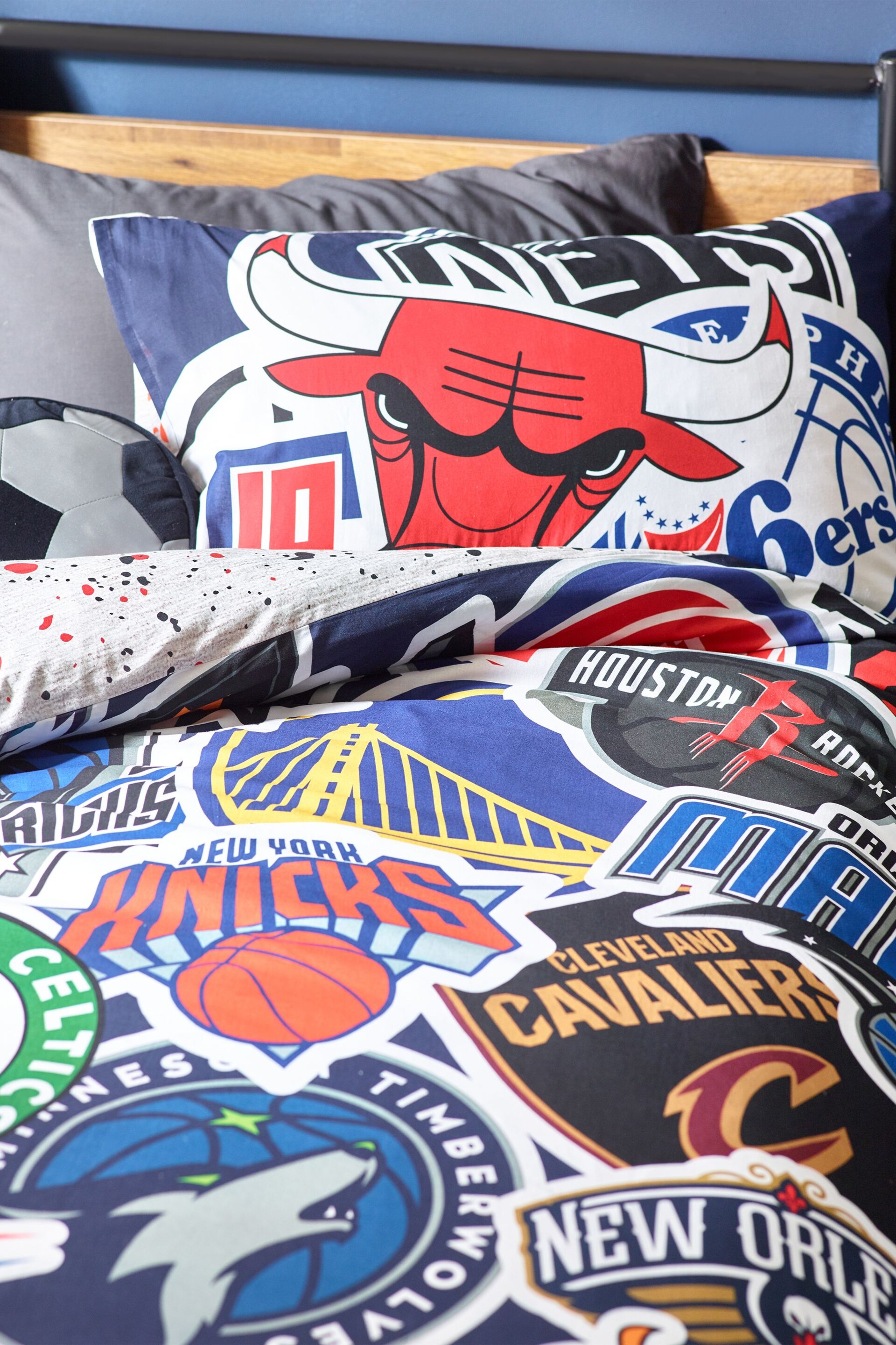 Multi NBA 100% Cotton Duvet Cover and Pillowcase Set - Image 5 of 7