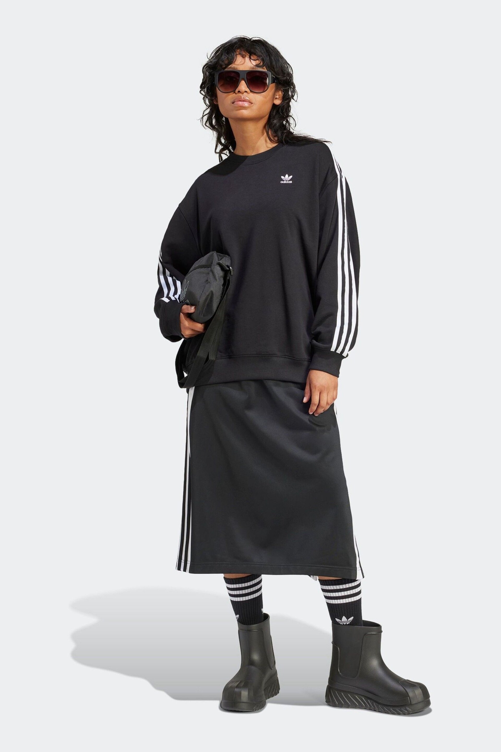 adidas Originals Oversized 3-Stripes Crew Black Sweatshirt - Image 4 of 7