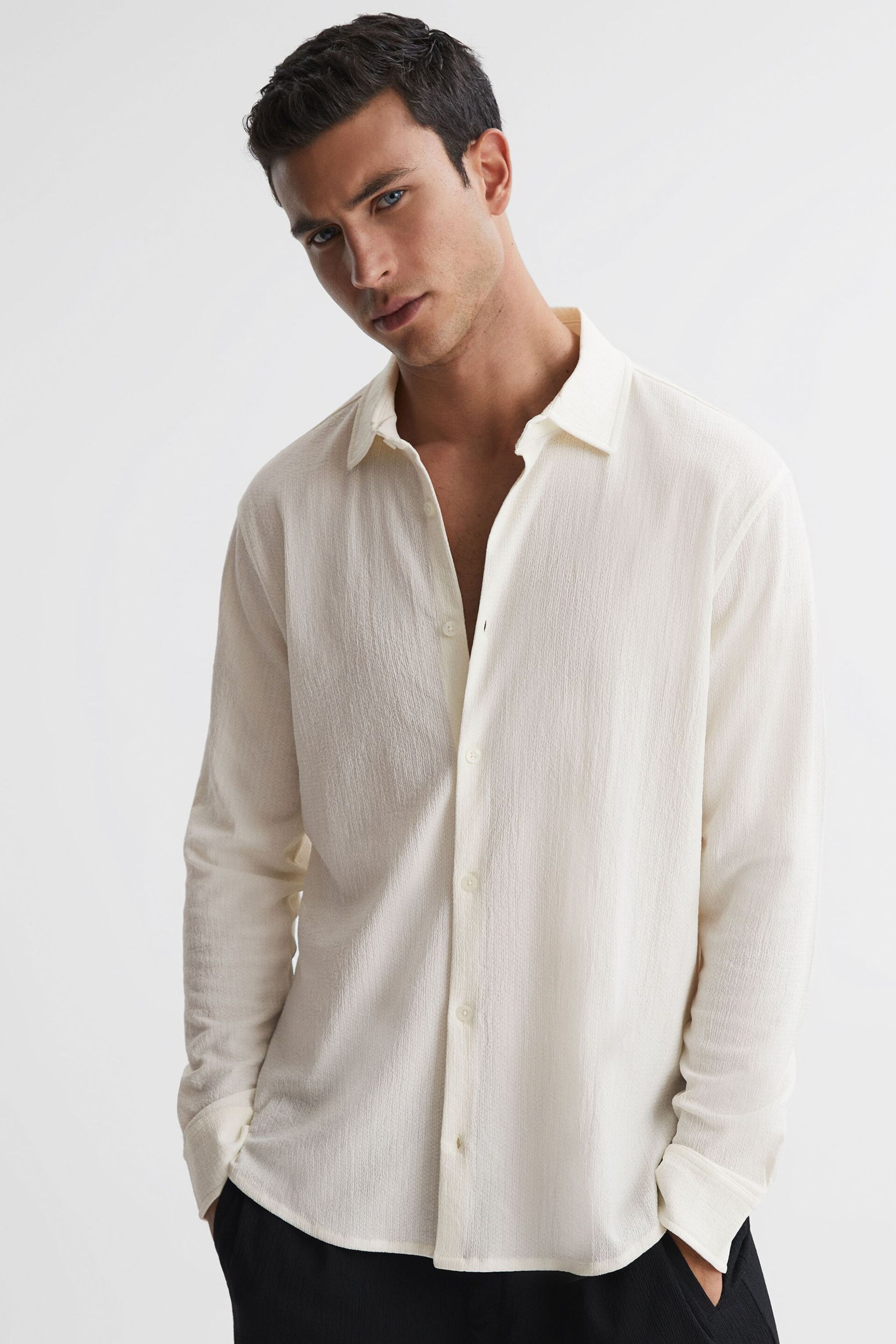 Reiss Ecru Bosa Textured Button-Through Shirt - Image 3 of 4