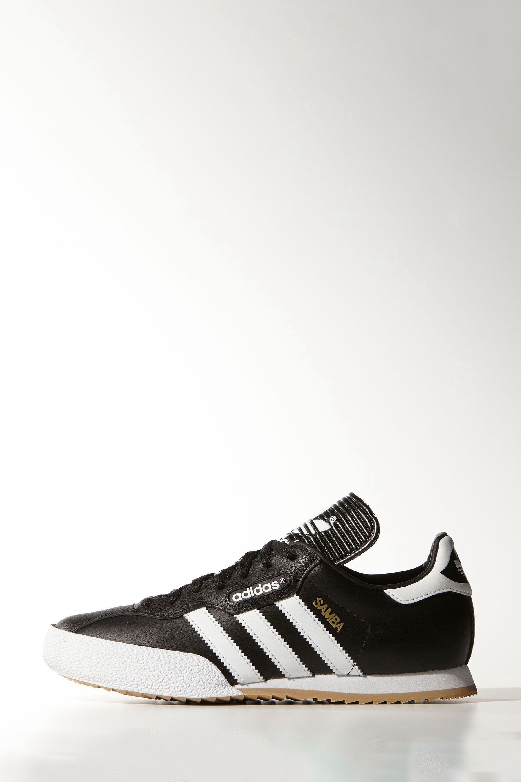 Adidas black white outlet