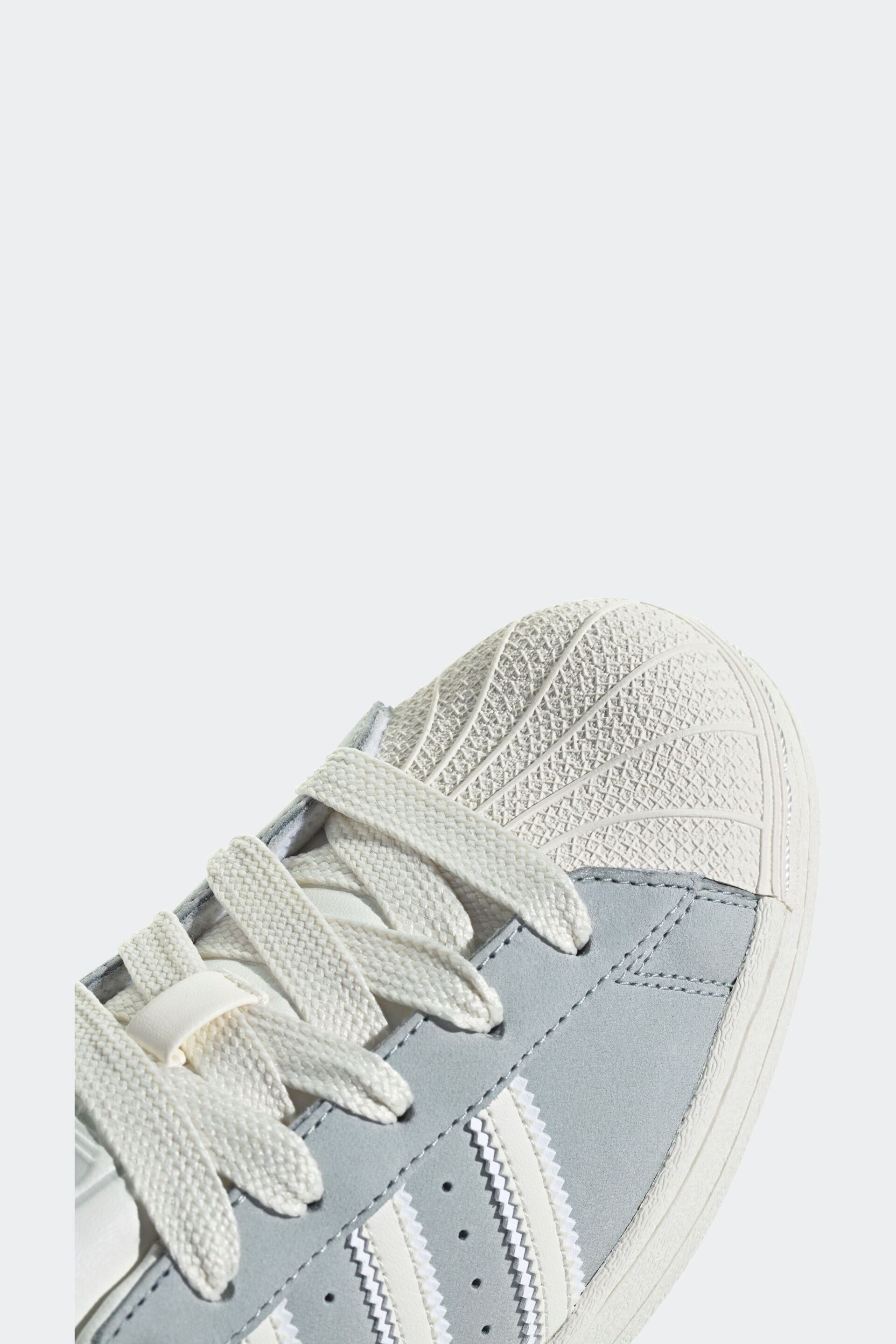 adidas Originals Superstar White Trainers - Image 8 of 8