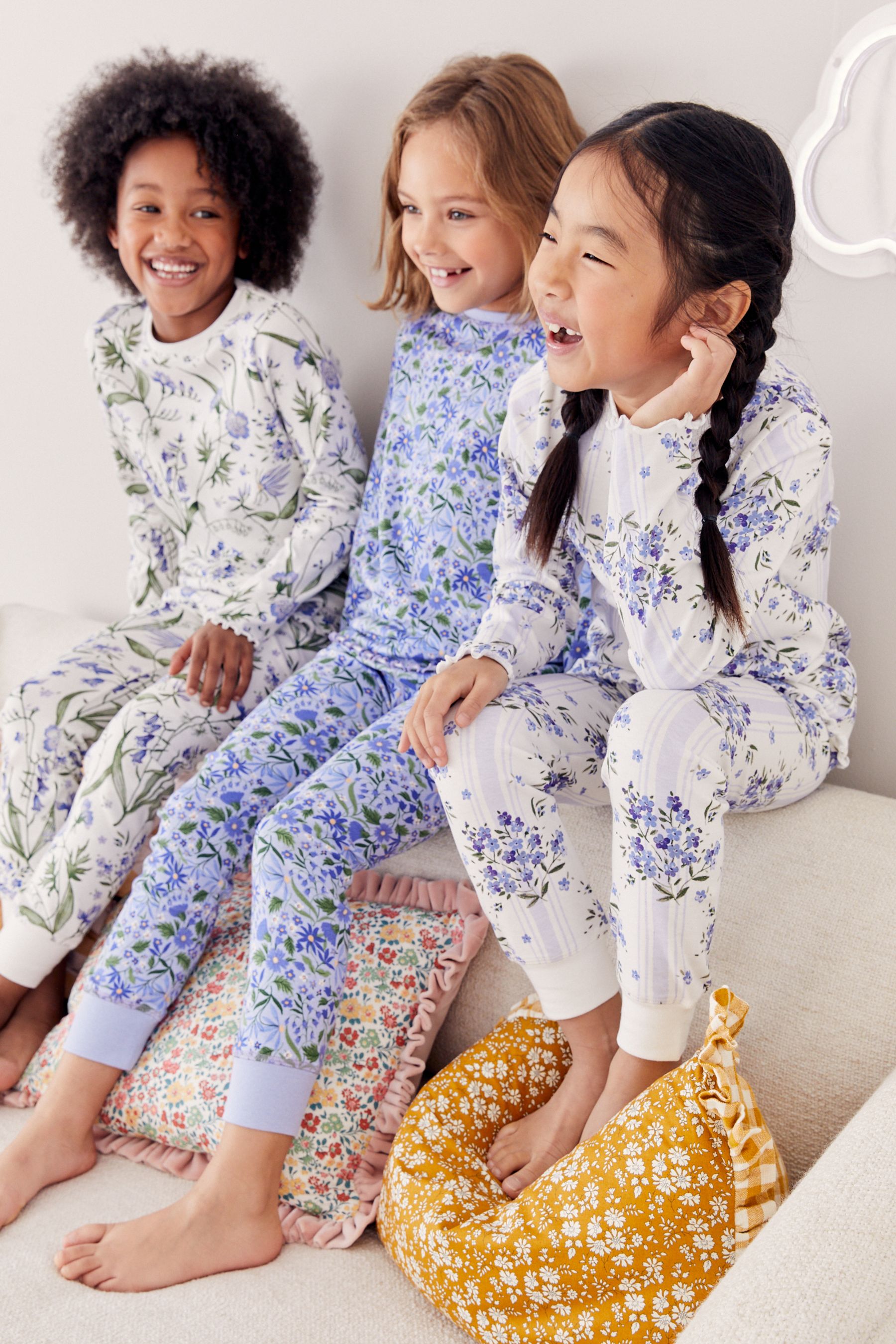 Floral sleepwear online