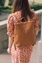 Pure Luxuries London Hastings Vegetable-Tanned Leather Backpack - Image 1 of 4