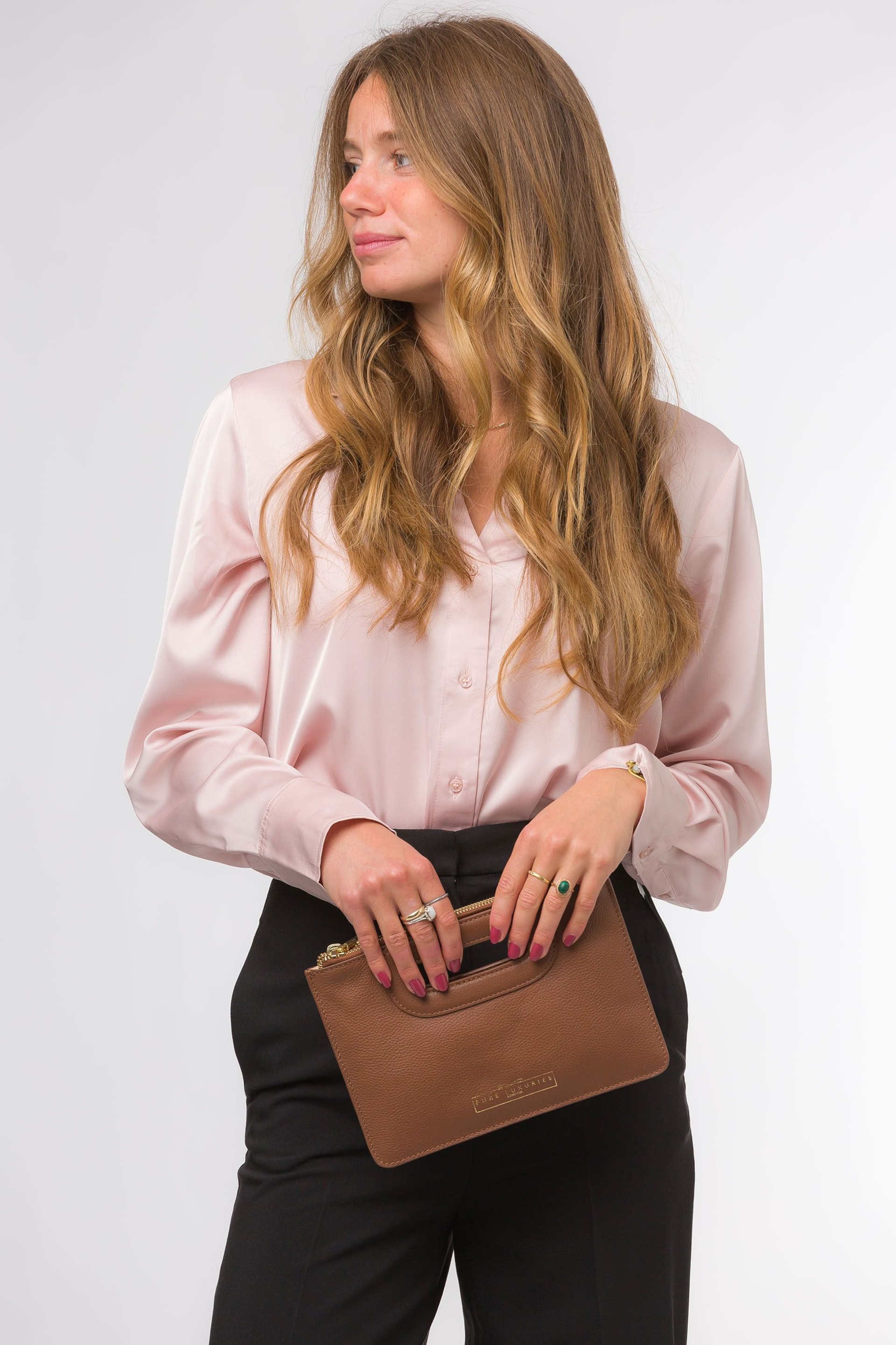 Pure Luxuries London Esher Leather Clutch Bag - Image 2 of 5