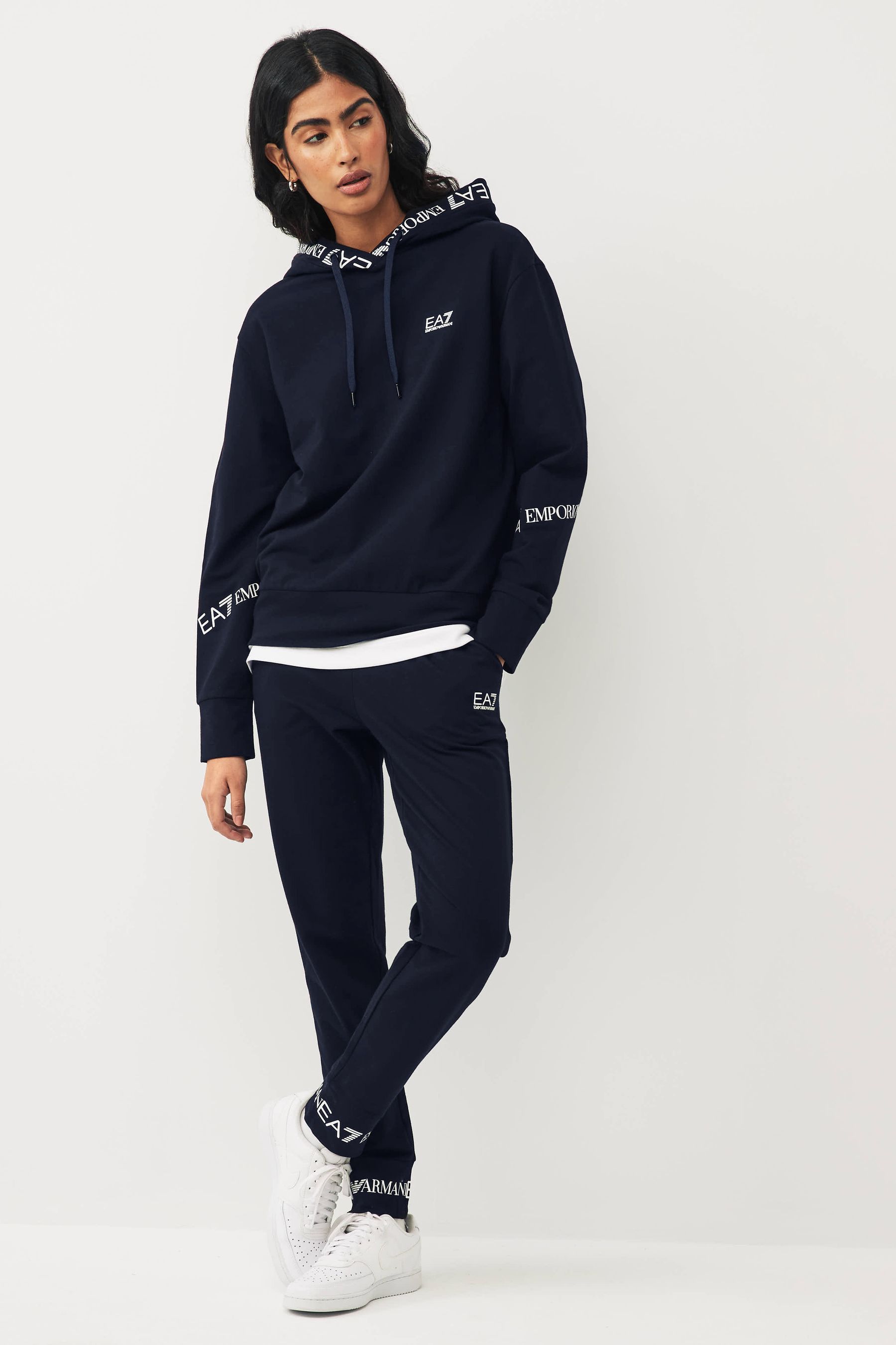 Emporio armani ea7 overhead hooded tracksuit 2025