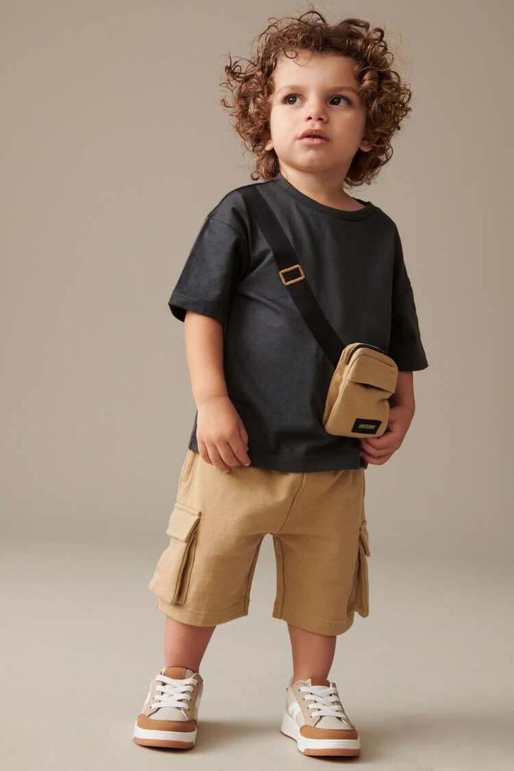 Girls Dark Brown Short Sleeves T-Shirt With Shorts & Sling Bag Sets