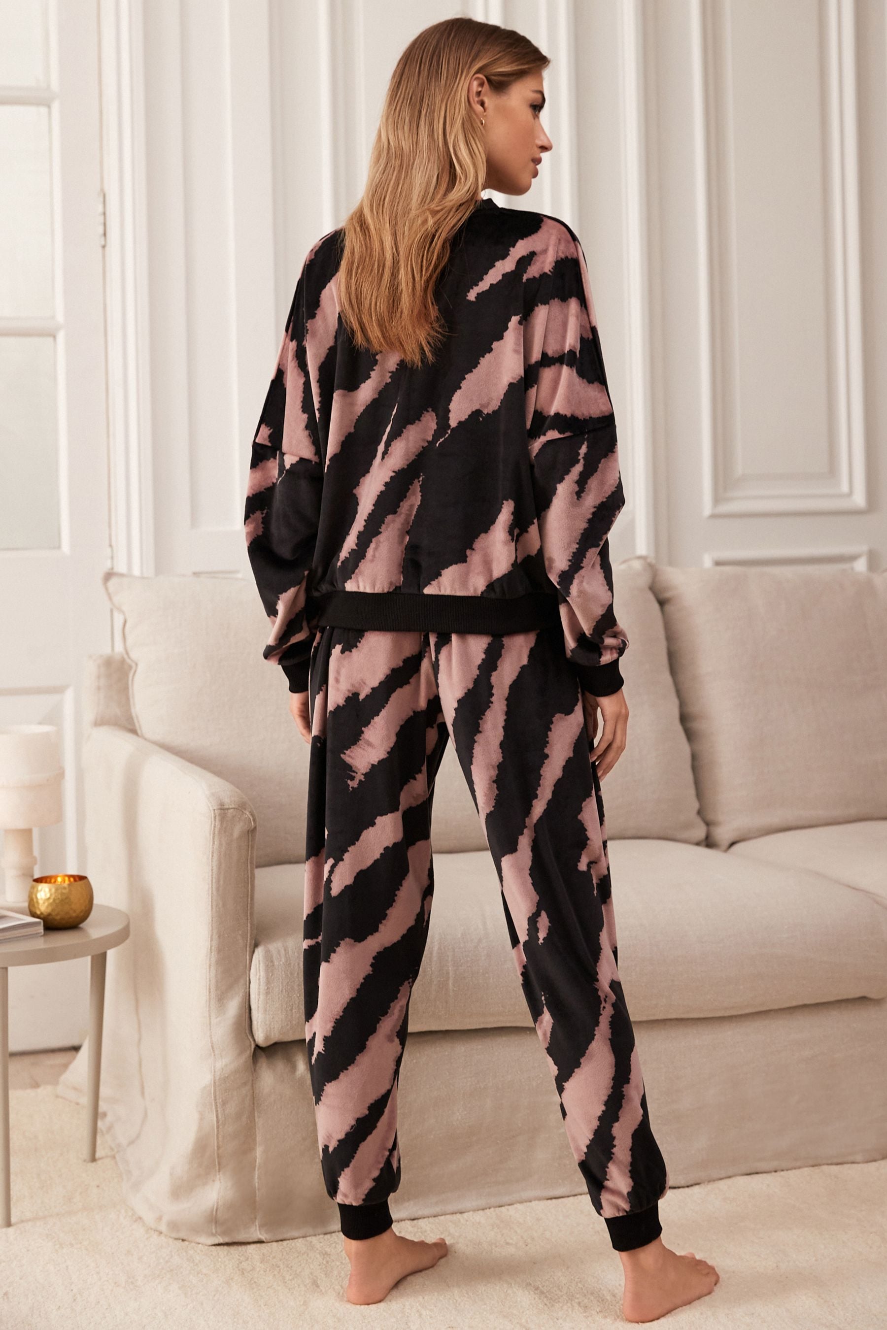 Leopard print fleece pyjamas shop