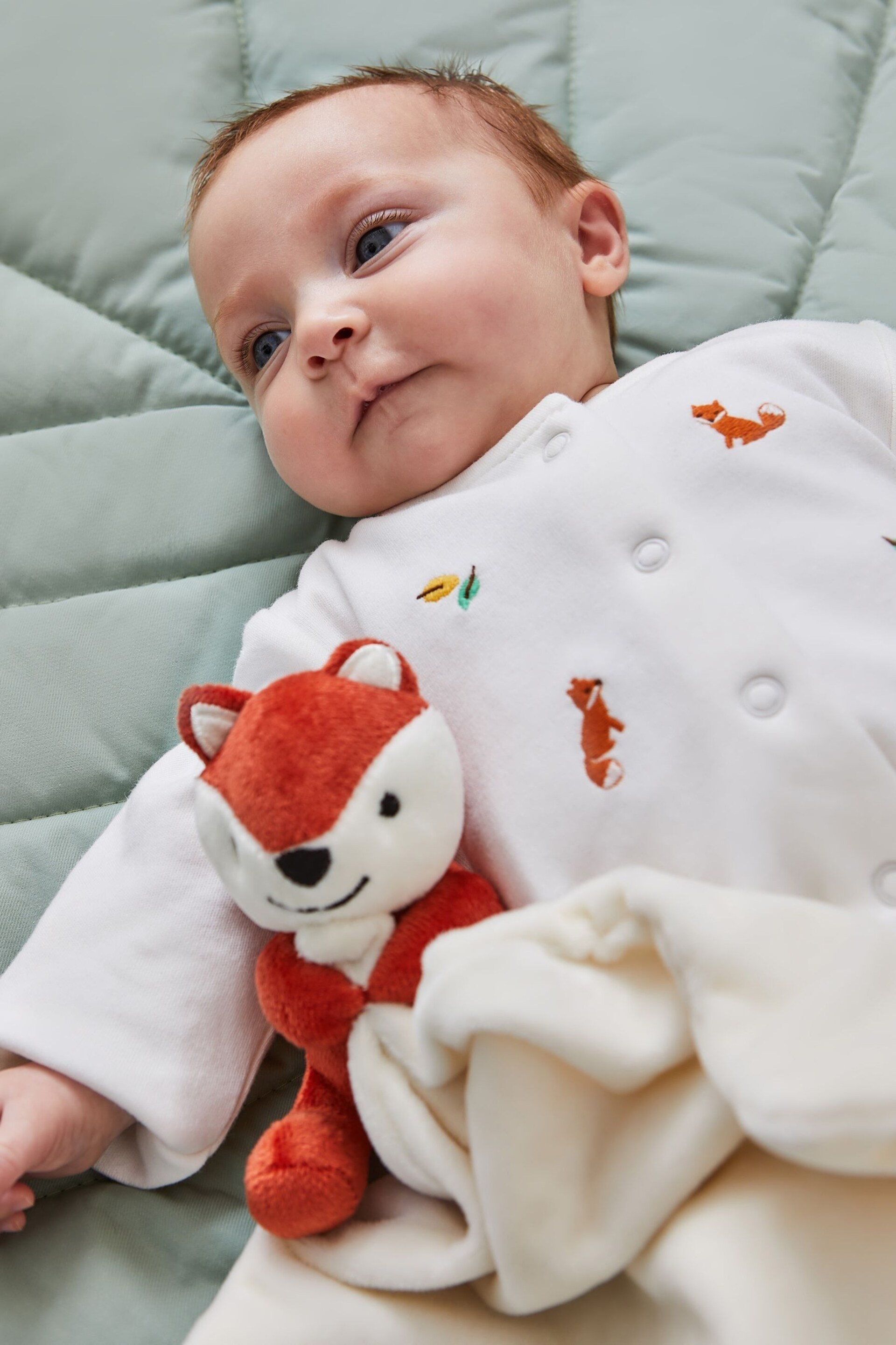 JoJo Maman Bébé Plush Fox Comforter - Image 4 of 6