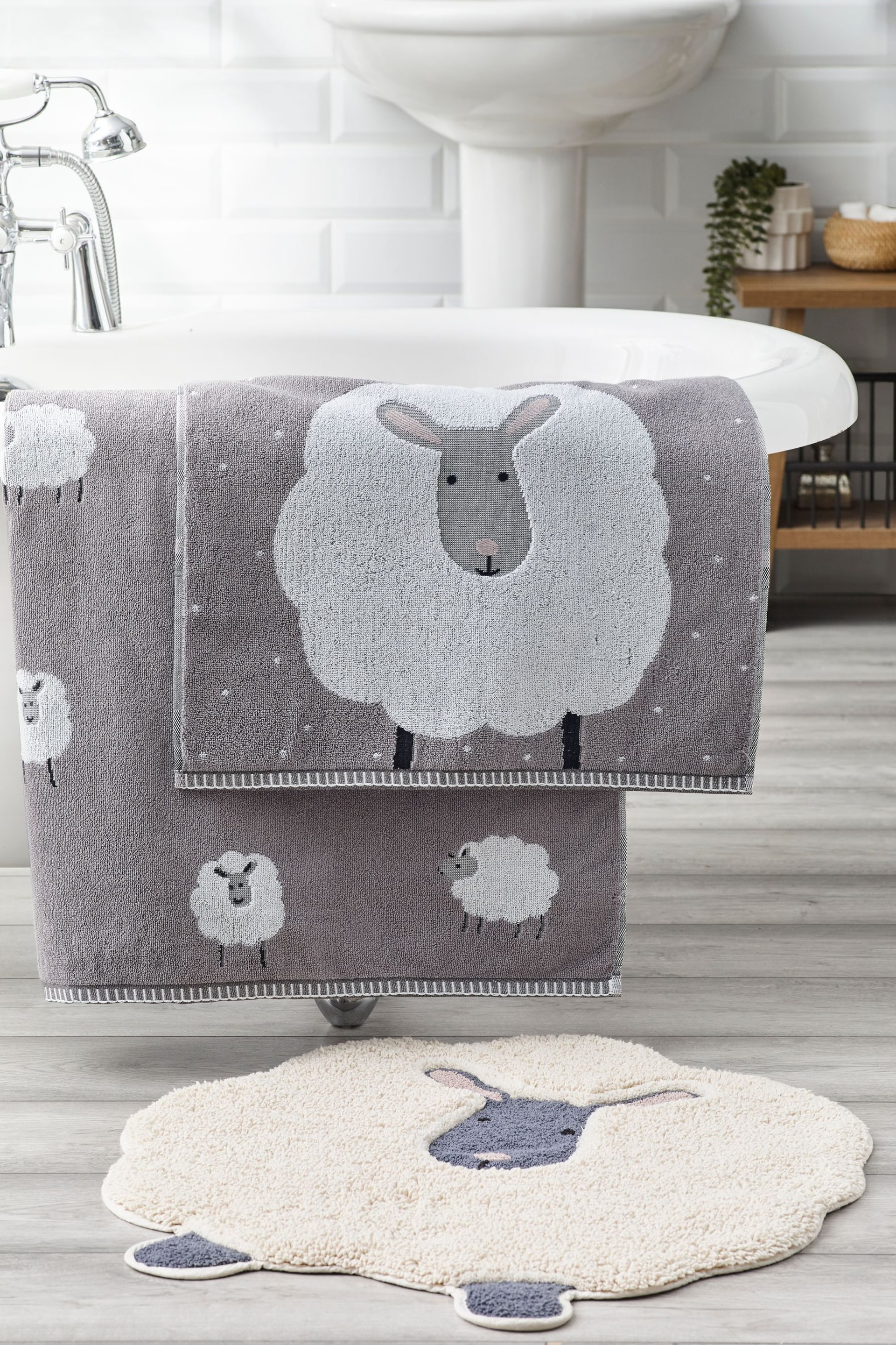 Grey Sheep 100% Cotton Towel - Image 3 of 4
