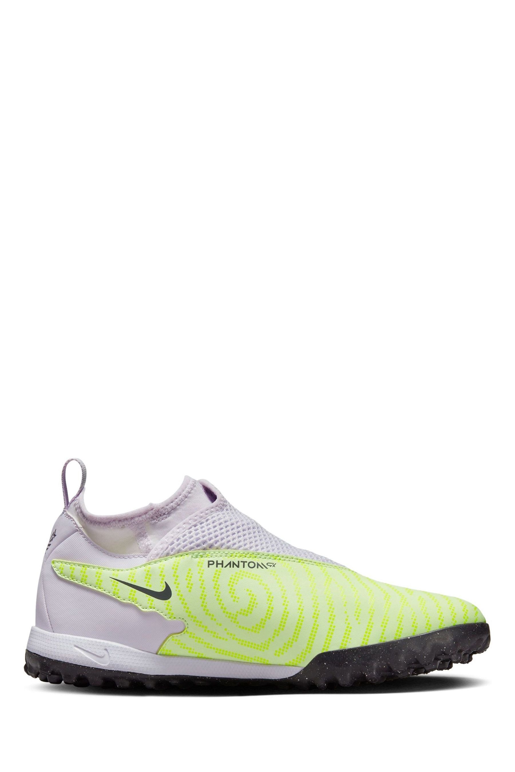 Nike Phantom Venom Academy Turf
