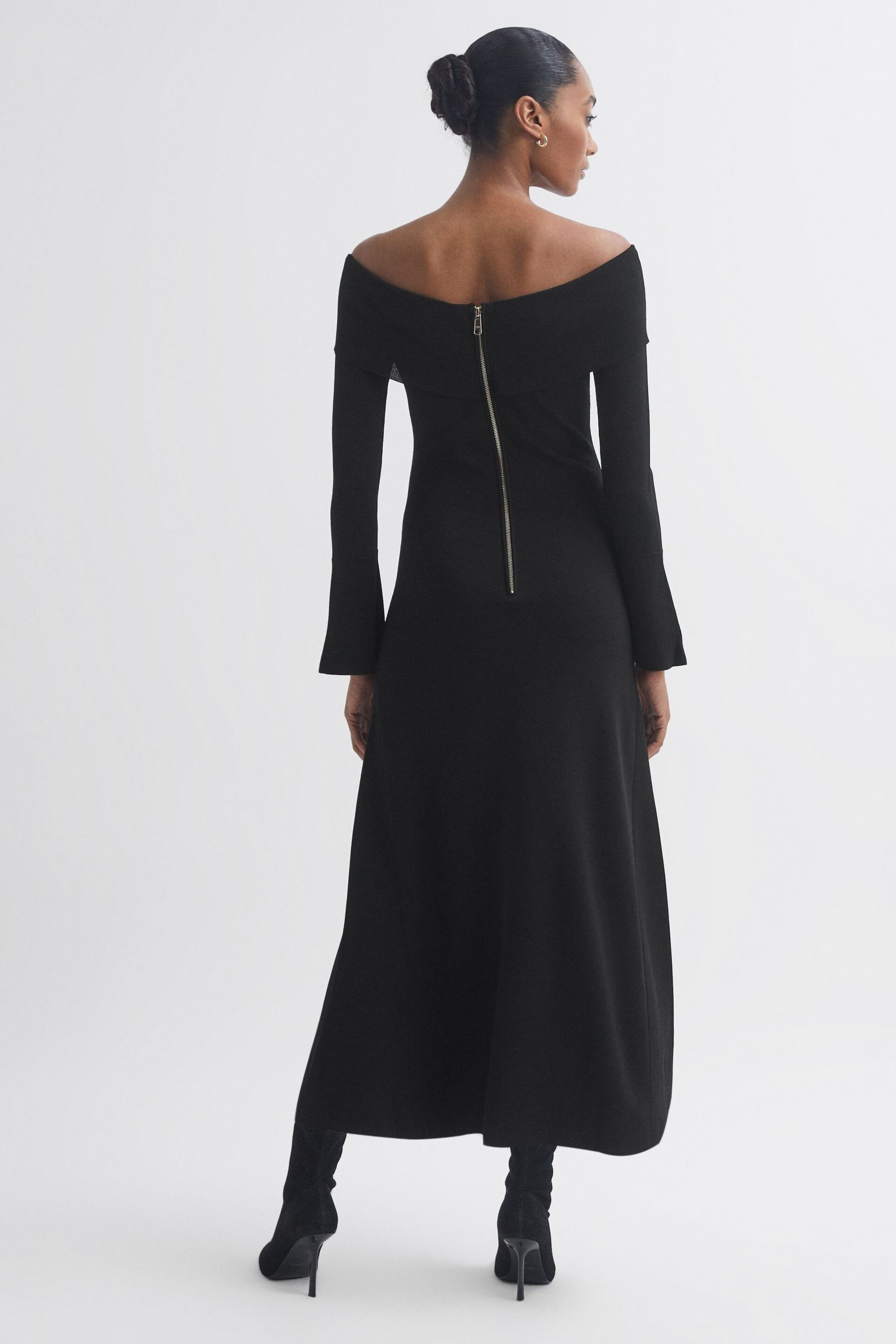 Florere Knitted Strapless Maxi Dress - Image 4 of 5