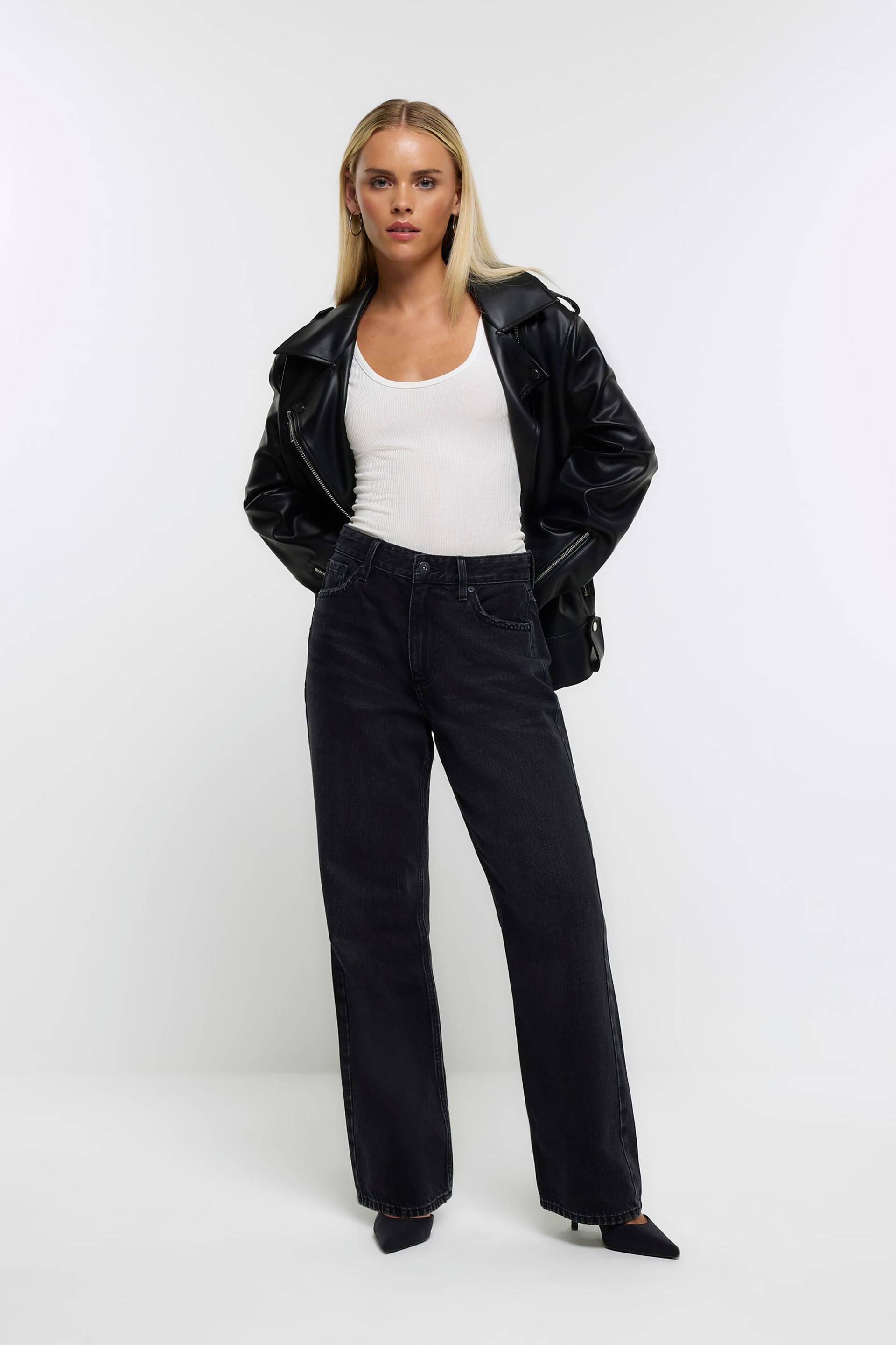 River Island Black Petite 90s Long Straight Leg Jeans - Image 3 of 5