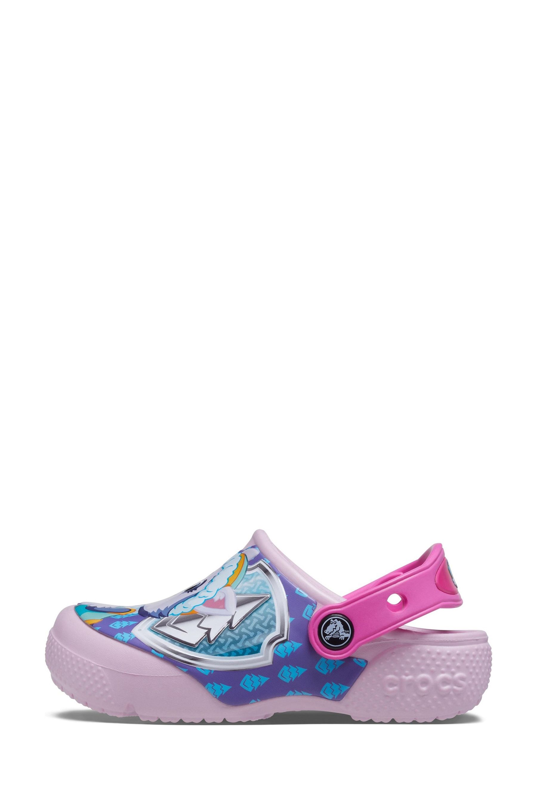 Pink paw patrol crocs discount