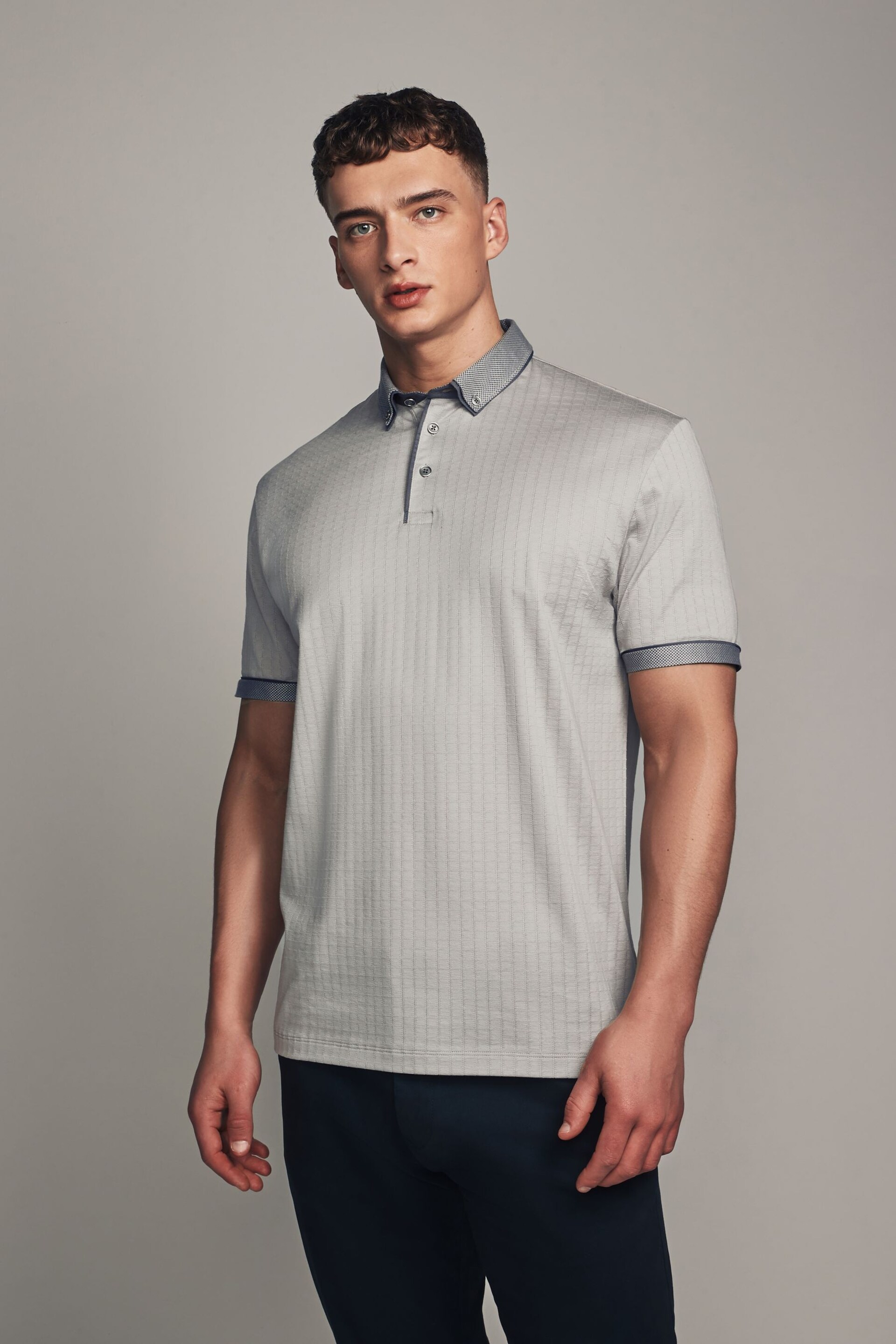 Grey Short Sleeve Smart Collar Polo Shirt - Image 3 of 9