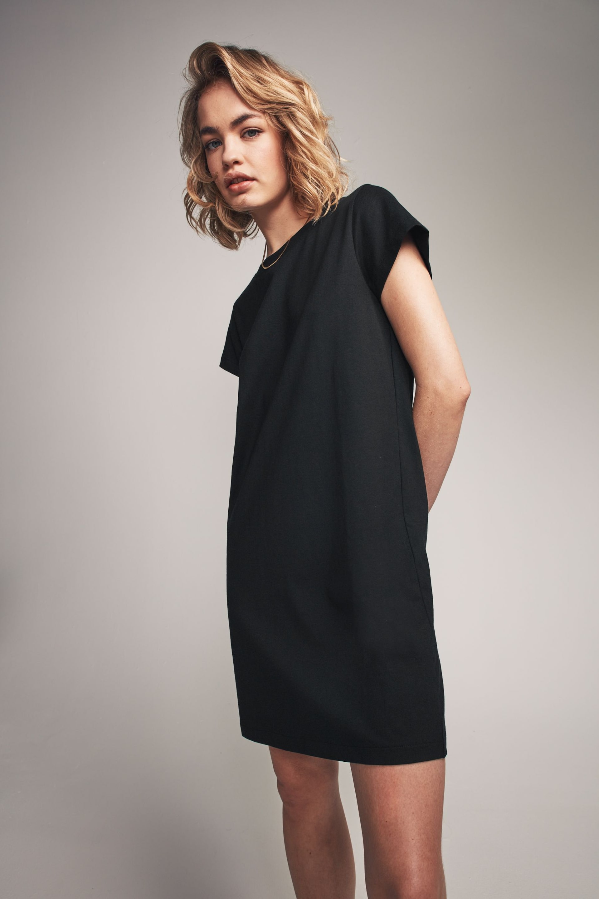 The Set Black/Grey/White Stripe Short Sleeve T-Shirt Dress 3 Pack - Image 3 of 8
