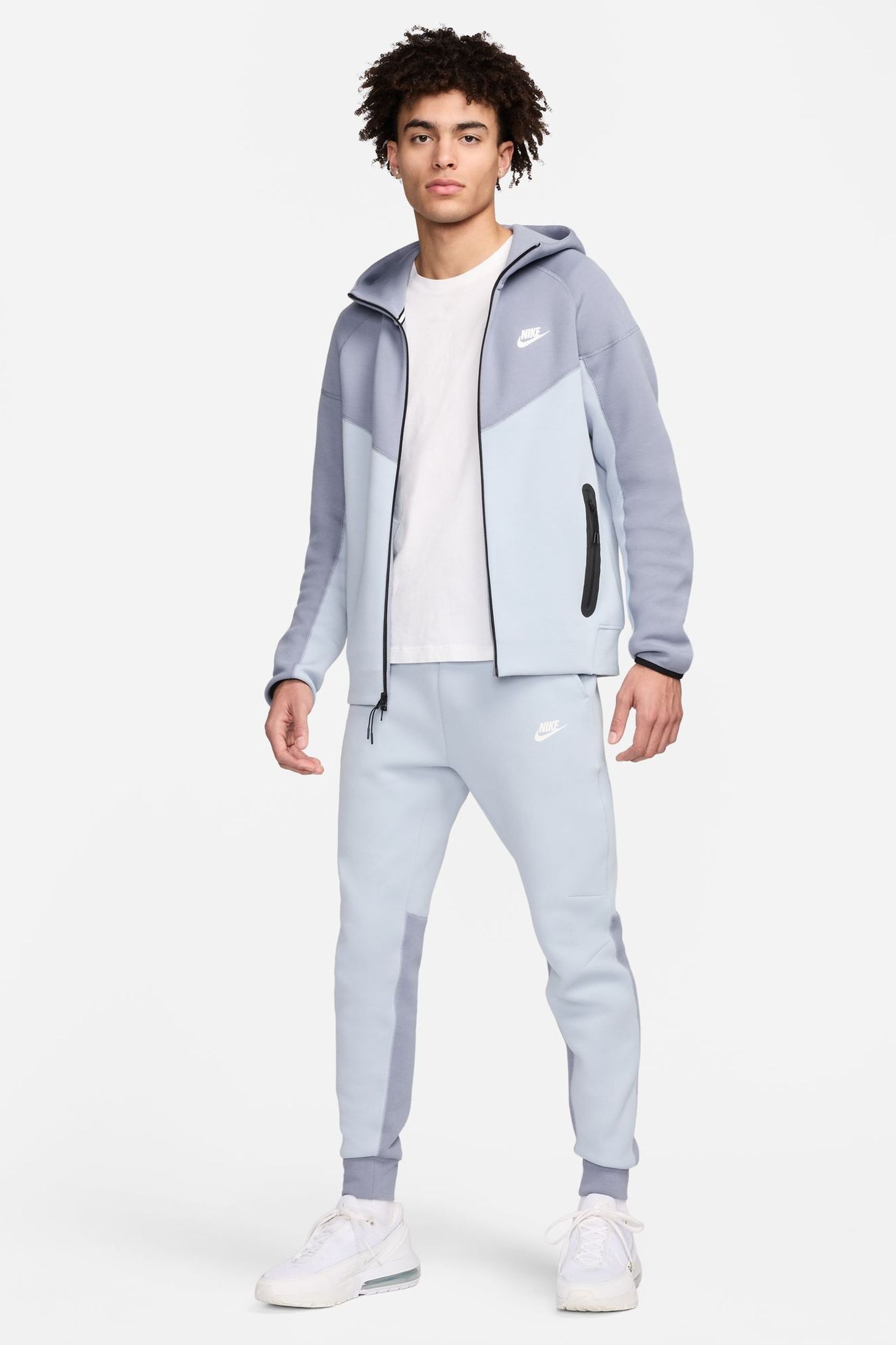 Nike tech fleece tracksuit light grey online