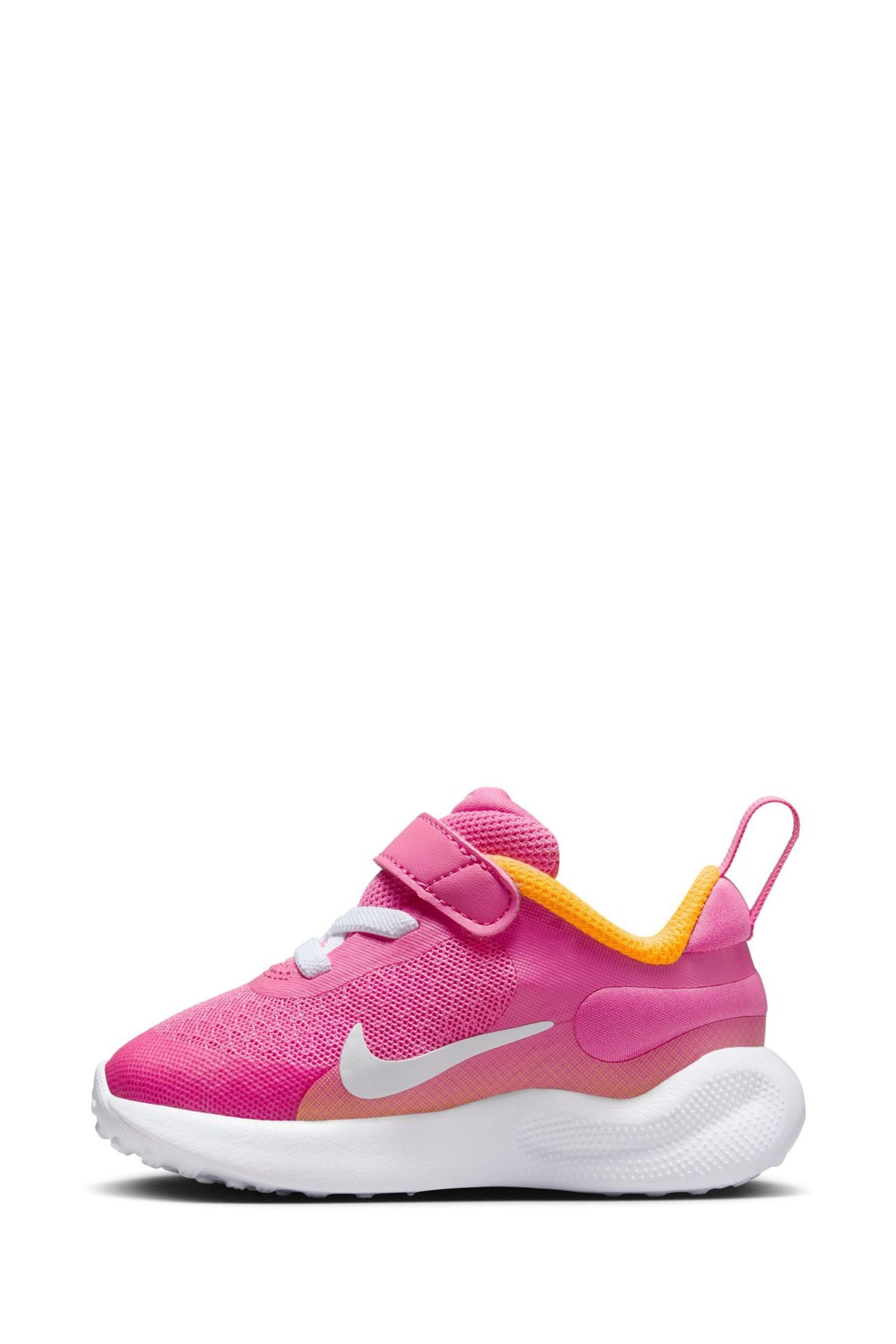 Newborn baby nike trainers hotsell