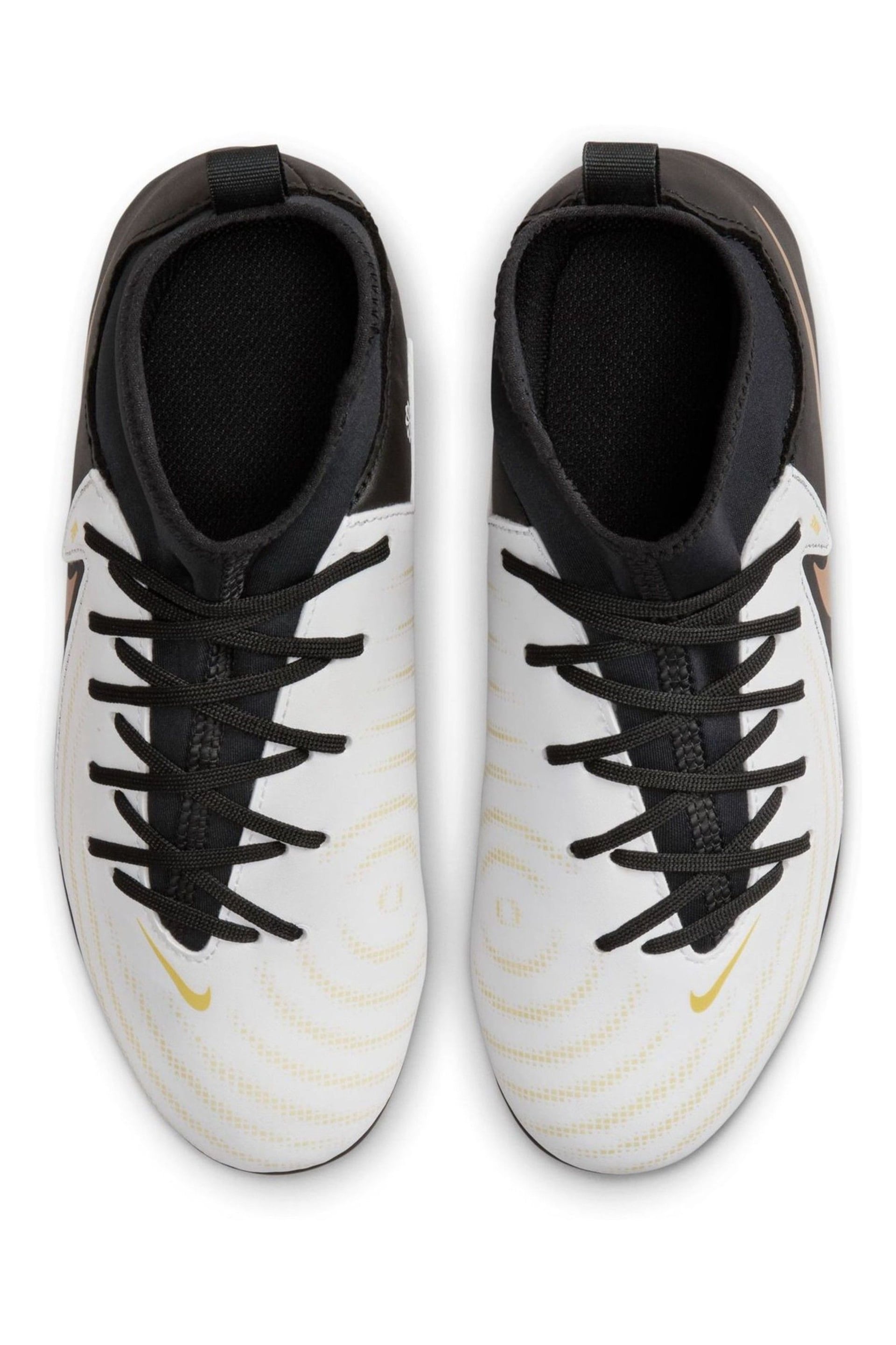 Nike White Jr. Phantom Luna Club Multi Ground Football Boots - Image 5 of 9