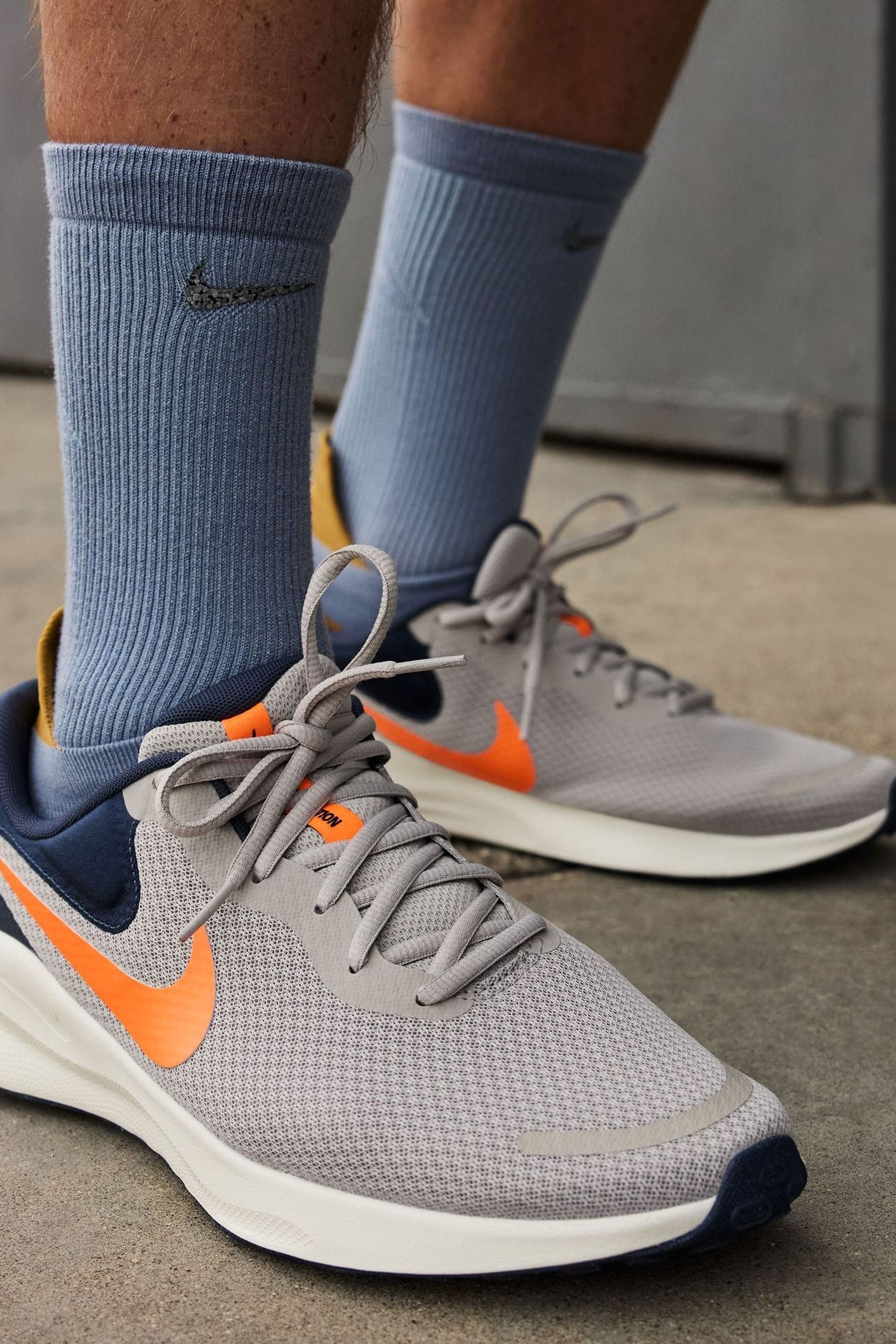 Nike grey running trainers sales