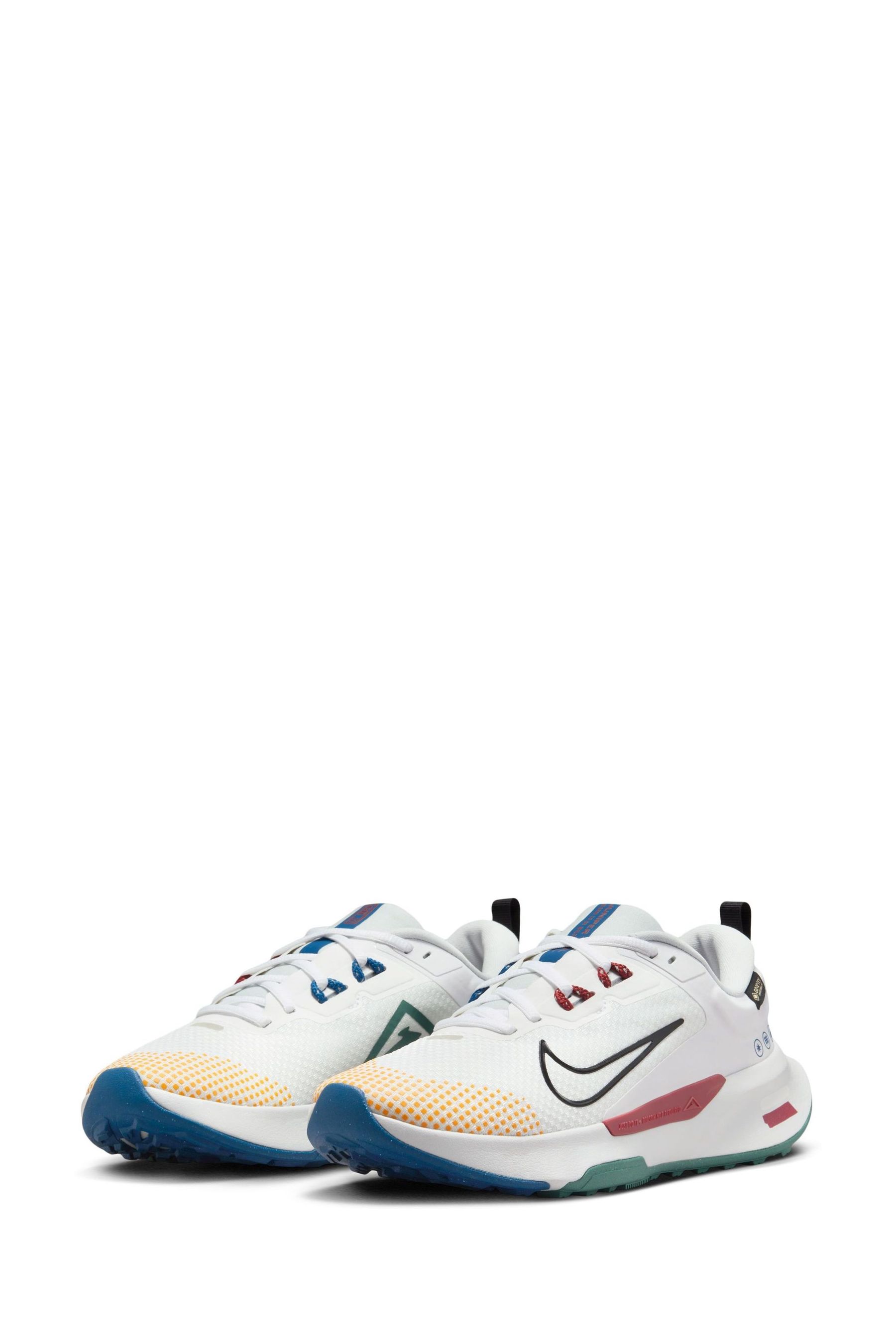 Nike waterproof trainers top