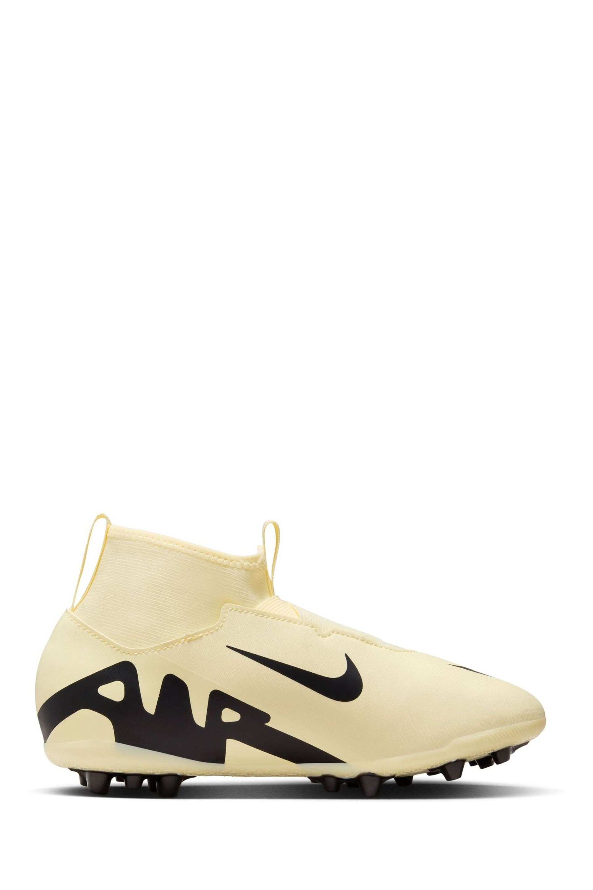 Nike Yellow Jr. Mercurial Superfly 9 Academy Artificial Grass Football Boots - Image 4 of 11