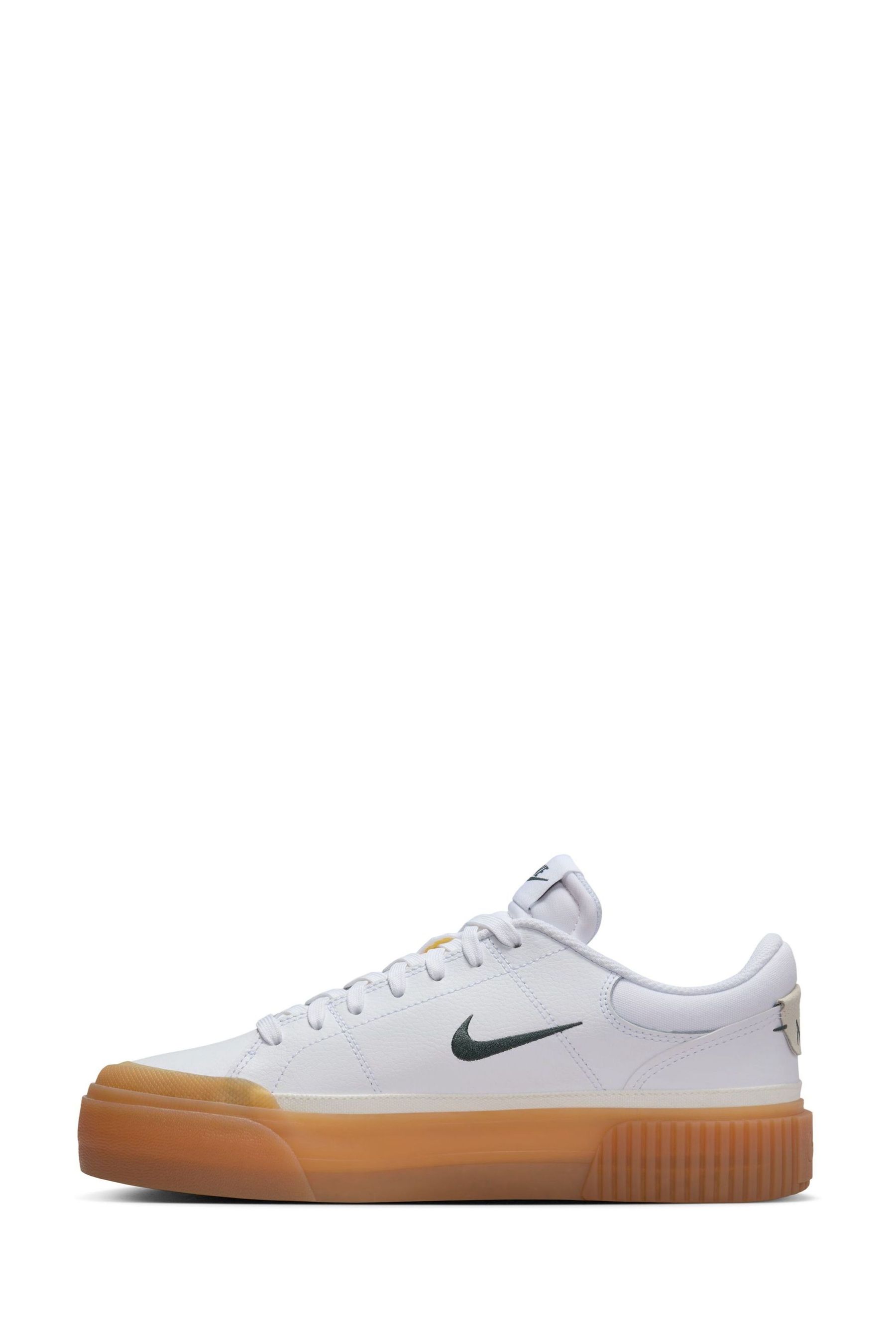 Off white and nike trainers deals