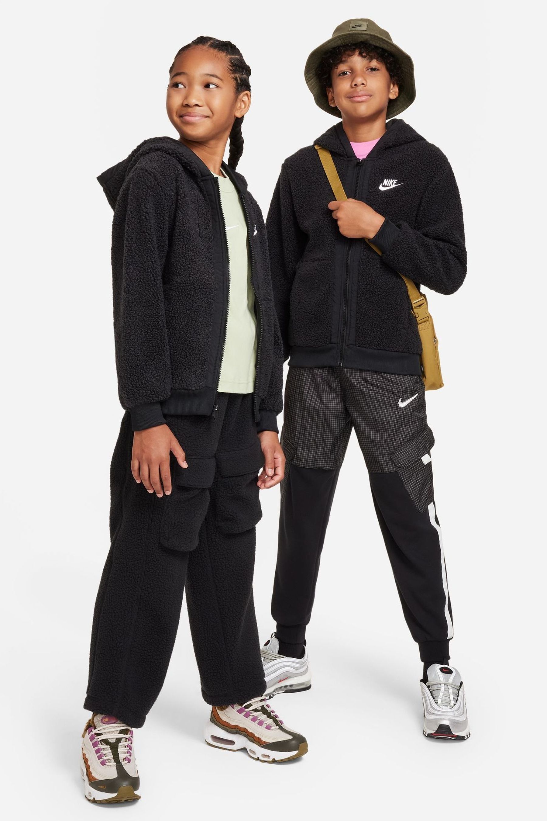 Nike borg jumper clearance