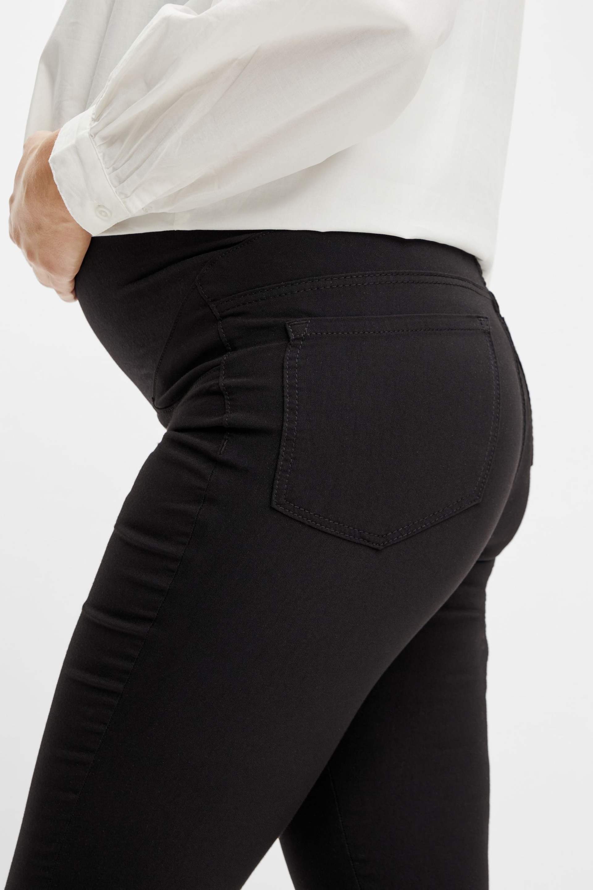 Mamalicious Black Slim Fit High Waist Over the Bump Maternity Jeans - Image 5 of 8