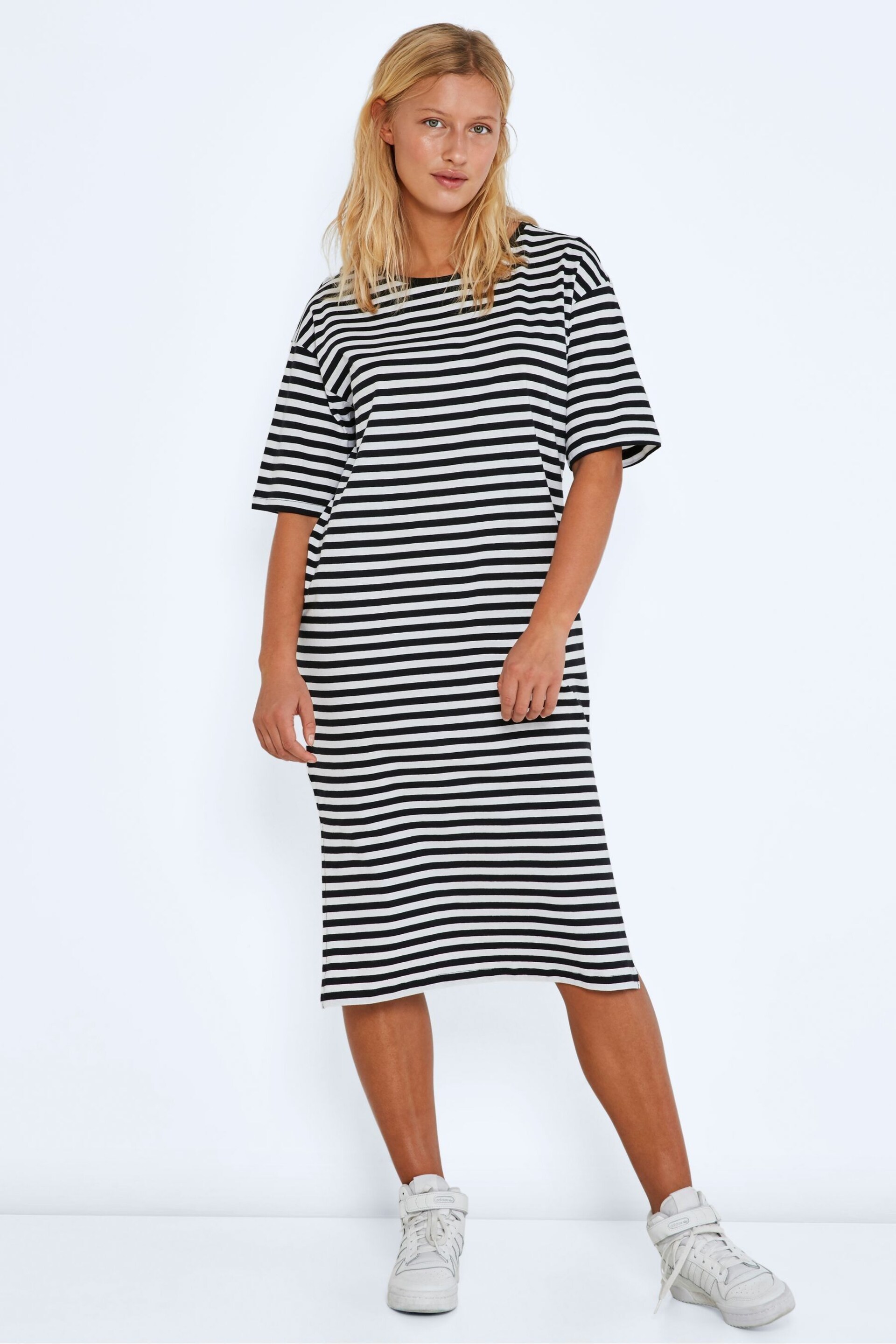 NOISY MAY Black Oversized Midi T-Shirt Dress - Image 1 of 7