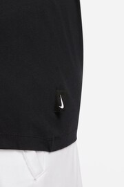 Nike Black Sportswear Graphic T-Shirt - Image 8 of 9