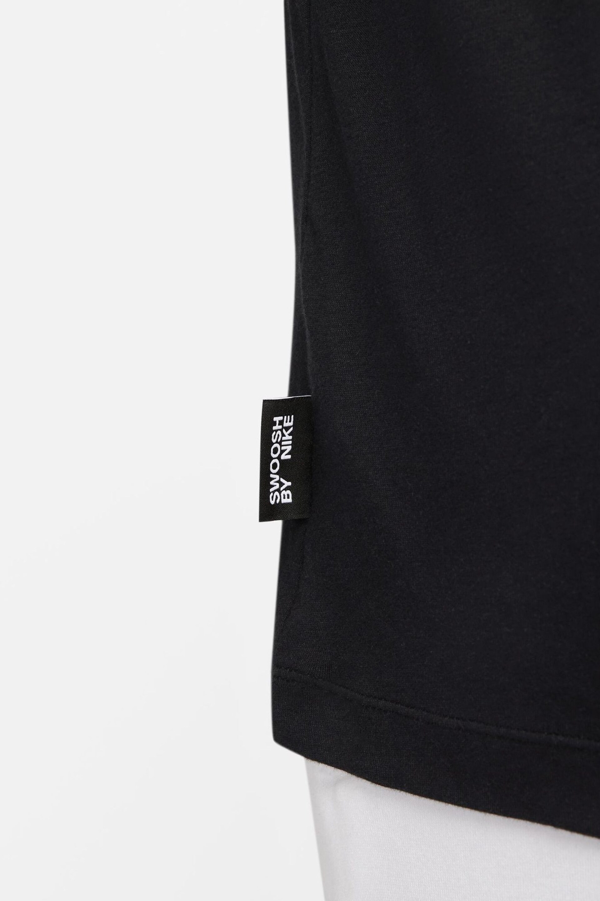 Nike Black Sportswear Graphic T-Shirt - Image 9 of 9