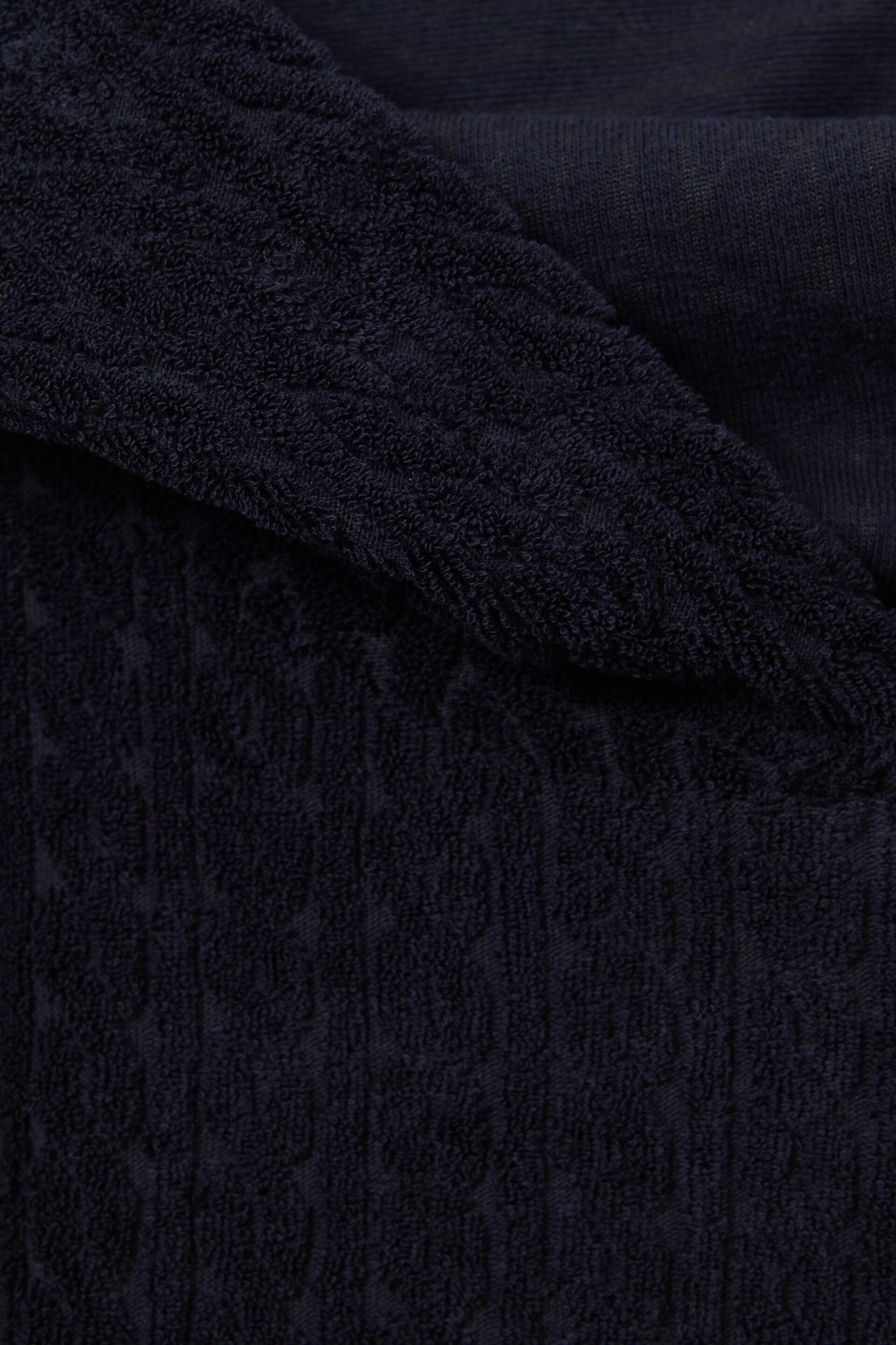 Reiss Navy Shine Textured Towelling Hooded Poncho - Image 4 of 4