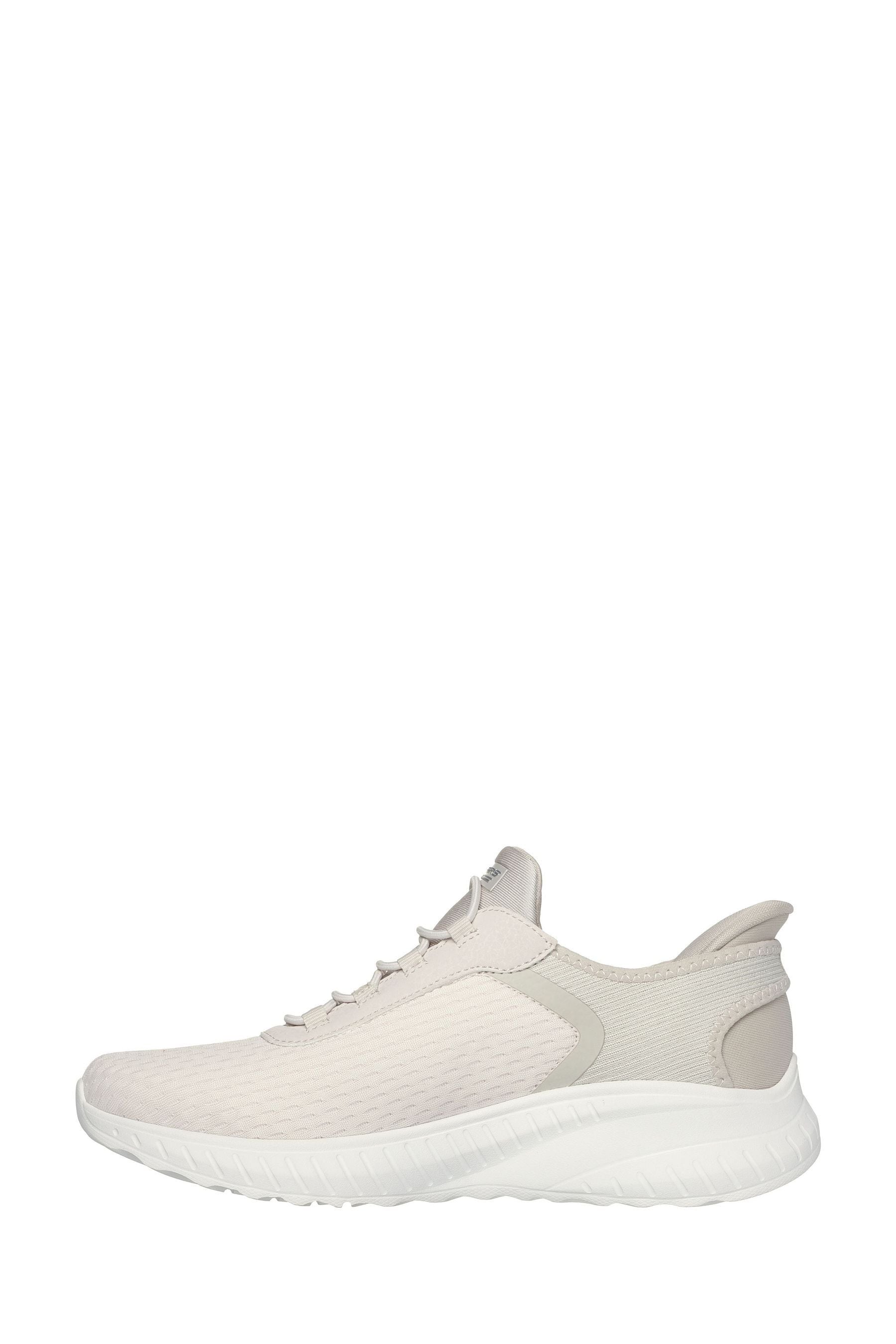 Skechers Cream Slip ins BOBS Sport Squad Chaos Trainers 9 Womens