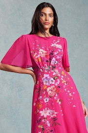 V&A | Love & Roses Pink Placement Print Flutter Sleeve Midi Dress - Image 3 of 4