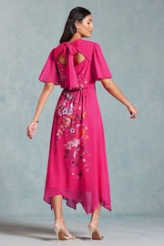 V&A | Love & Roses Pink Placement Print Flutter Sleeve Midi Dress - Image 4 of 4