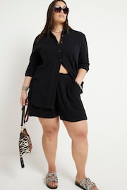 River Island Black Curve Linen Feel Shorts - Image 1 of 5